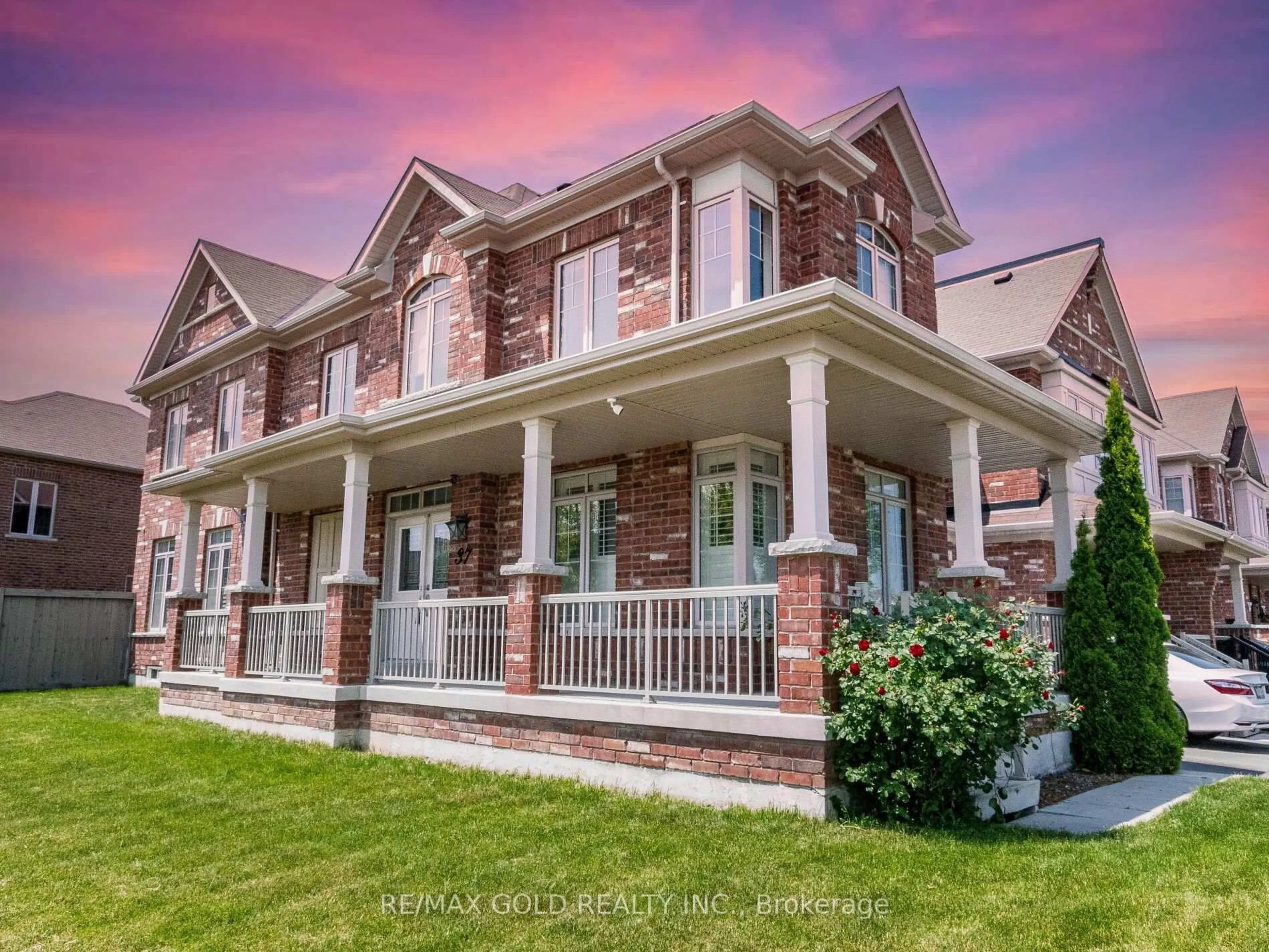 Home with brick exterior material, street for 37 KEMPENFELT Tr, Brampton Ontario L7A 0Z6