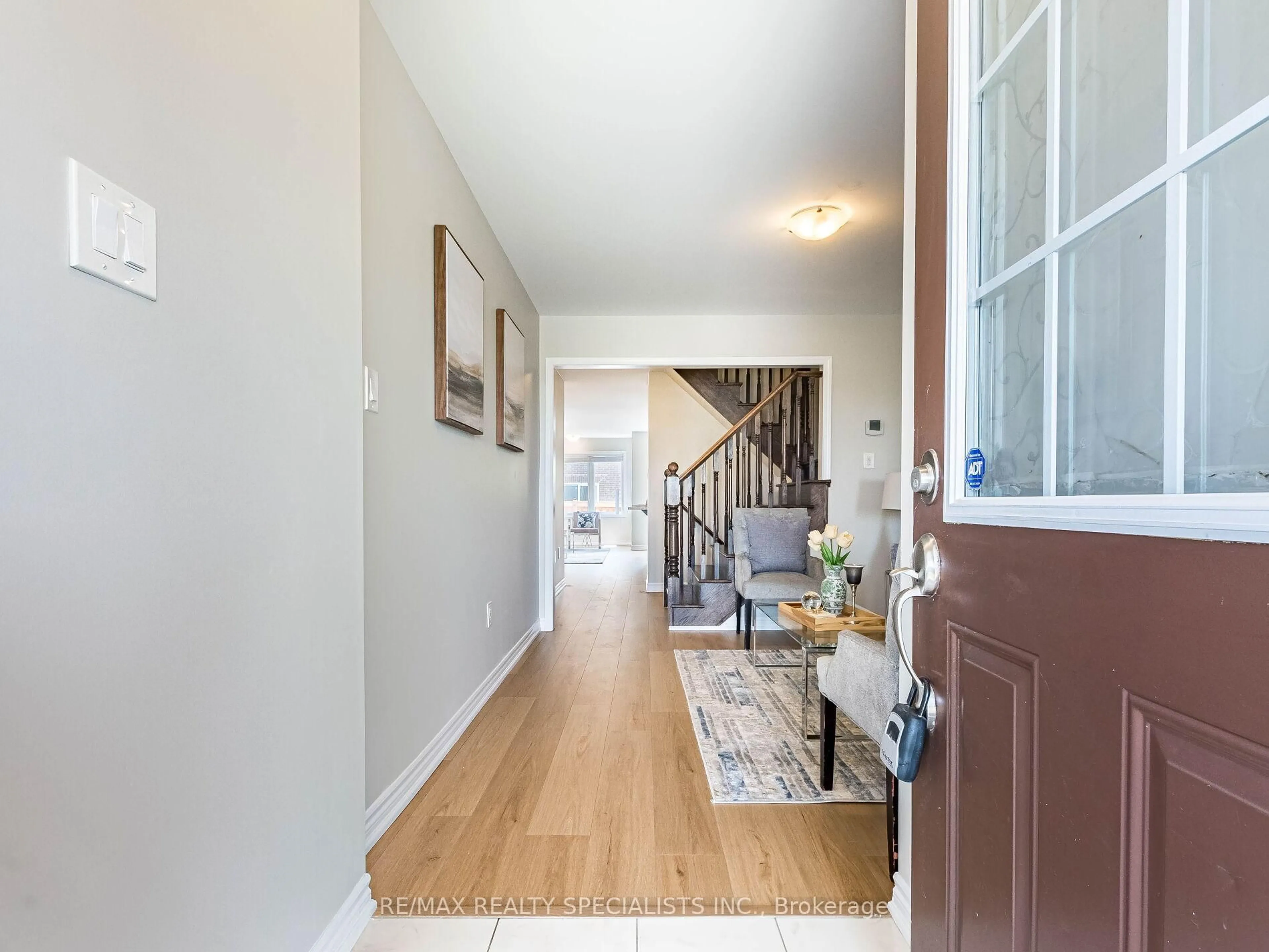 Indoor entryway for 55 Rockbrook Tr, Brampton Ontario L7A 4H9