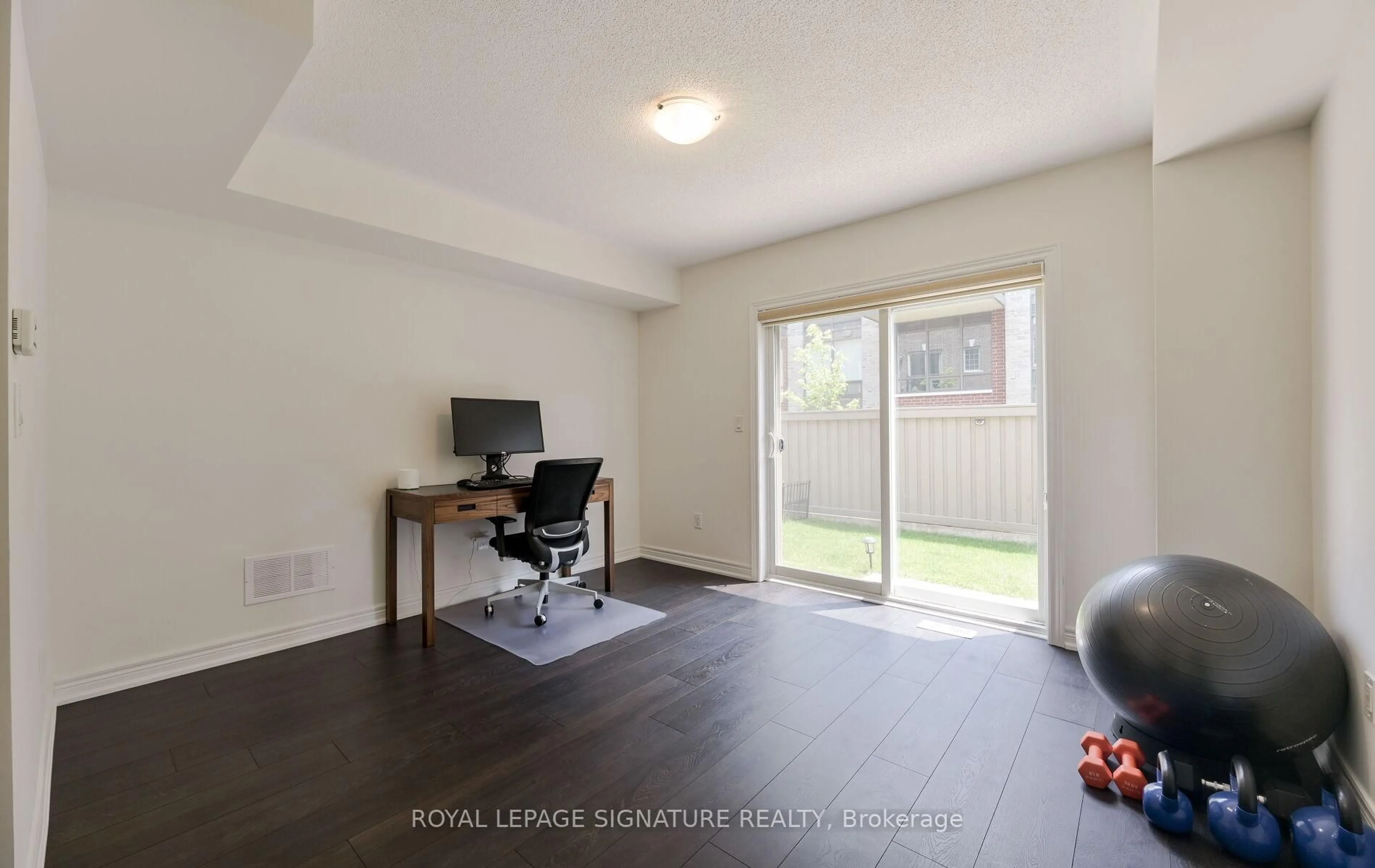 A pic of a room for 31 Faye St, Brampton Ontario L6P 4M9