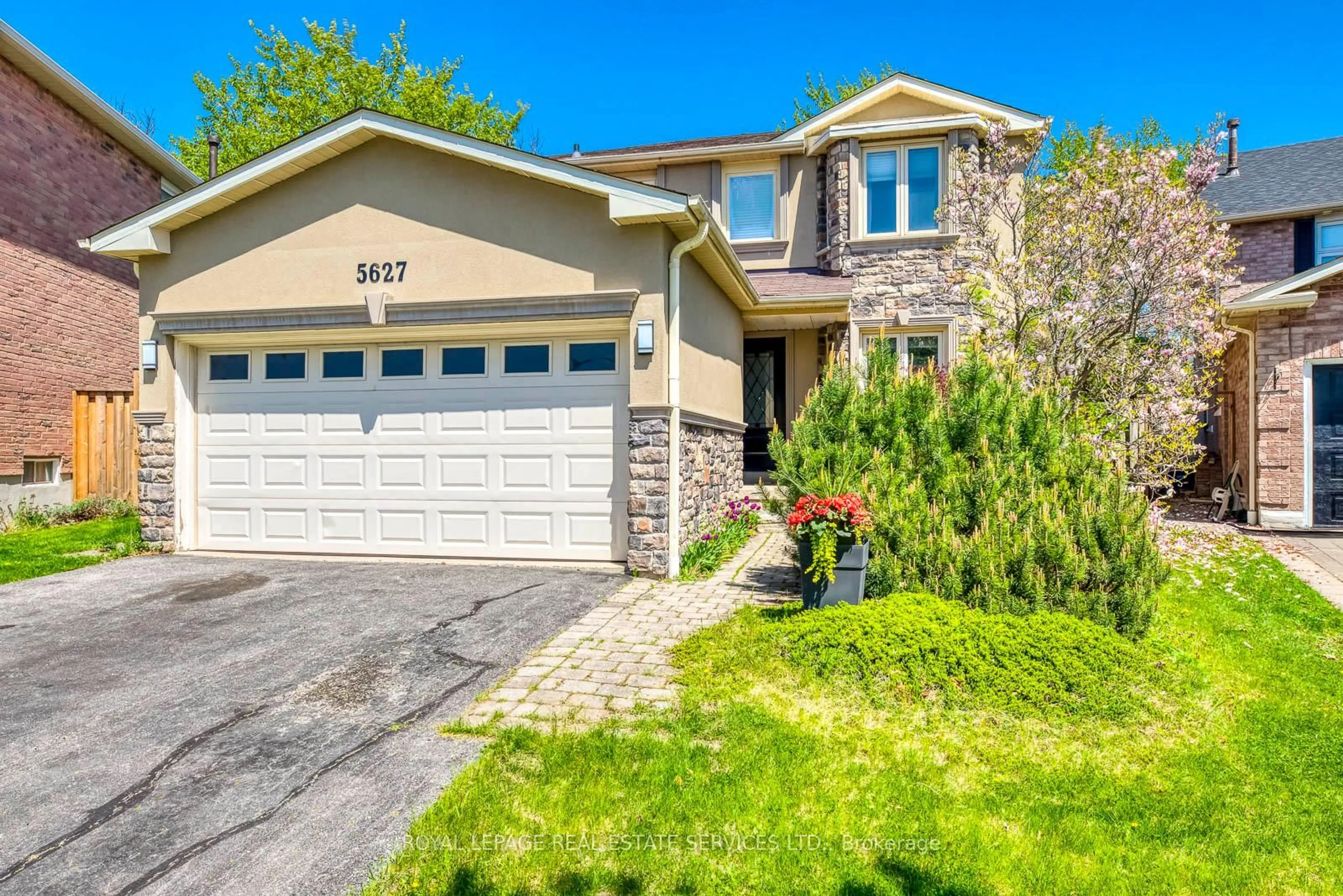 Unknown for 5627 Goldenbrook Dr, Mississauga Ontario L5M 3W2