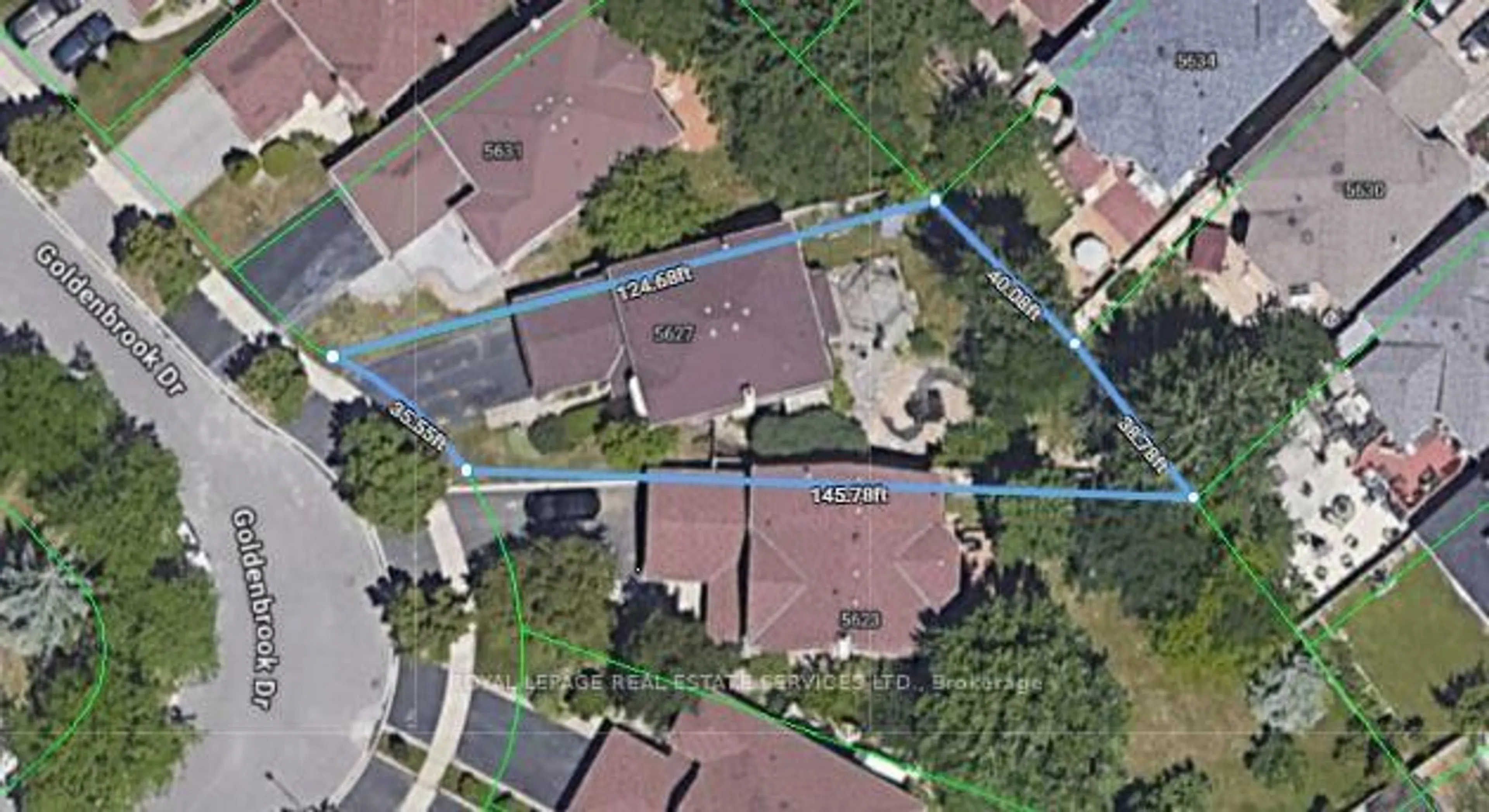 A pic from outside/outdoor area/front of a property/back of a property/a pic from drone, street for 5627 Goldenbrook Dr, Mississauga Ontario L5M 3W2
