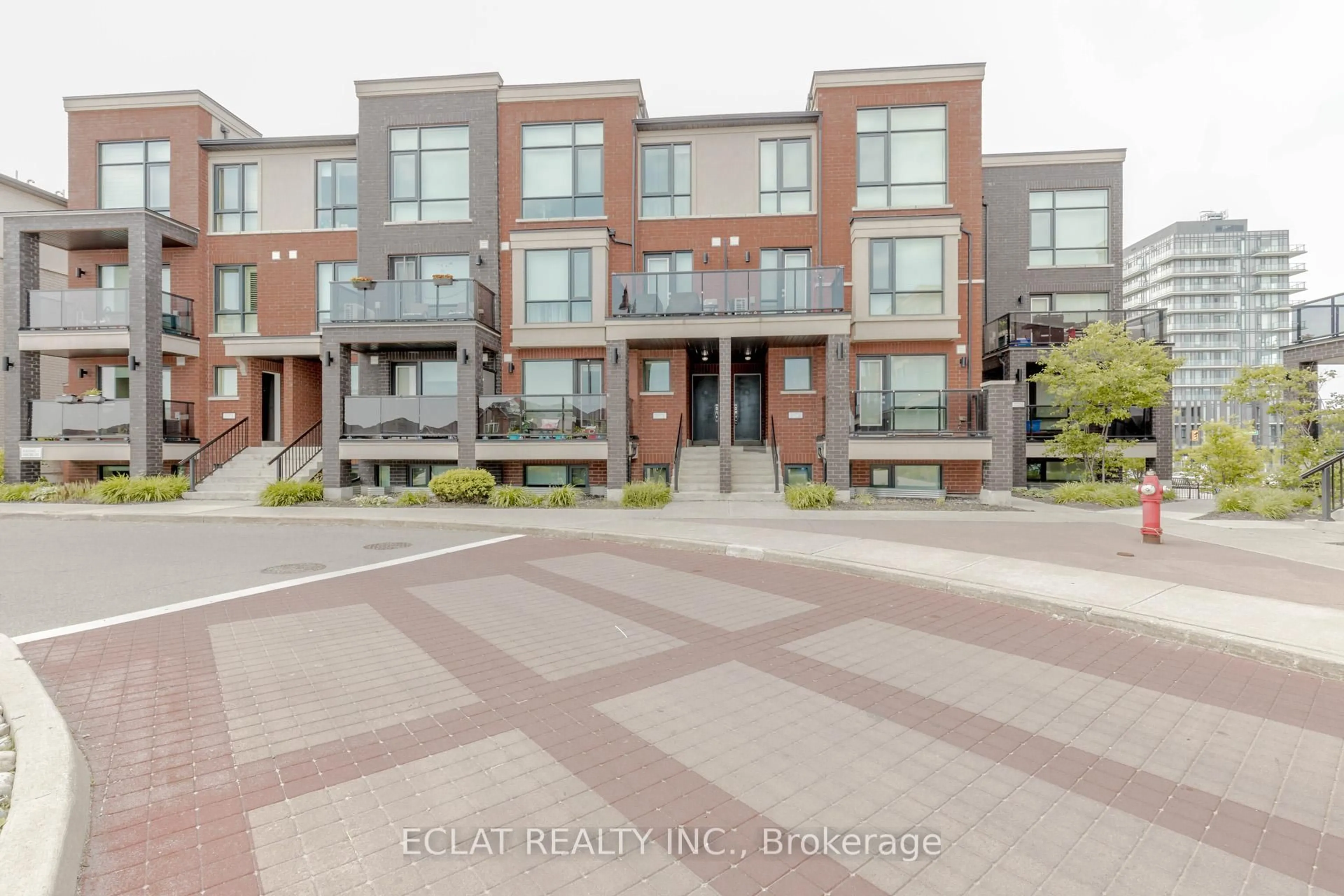 Blurry image for 100 Dufay Rd #100, Brampton Ontario L7A 4S3