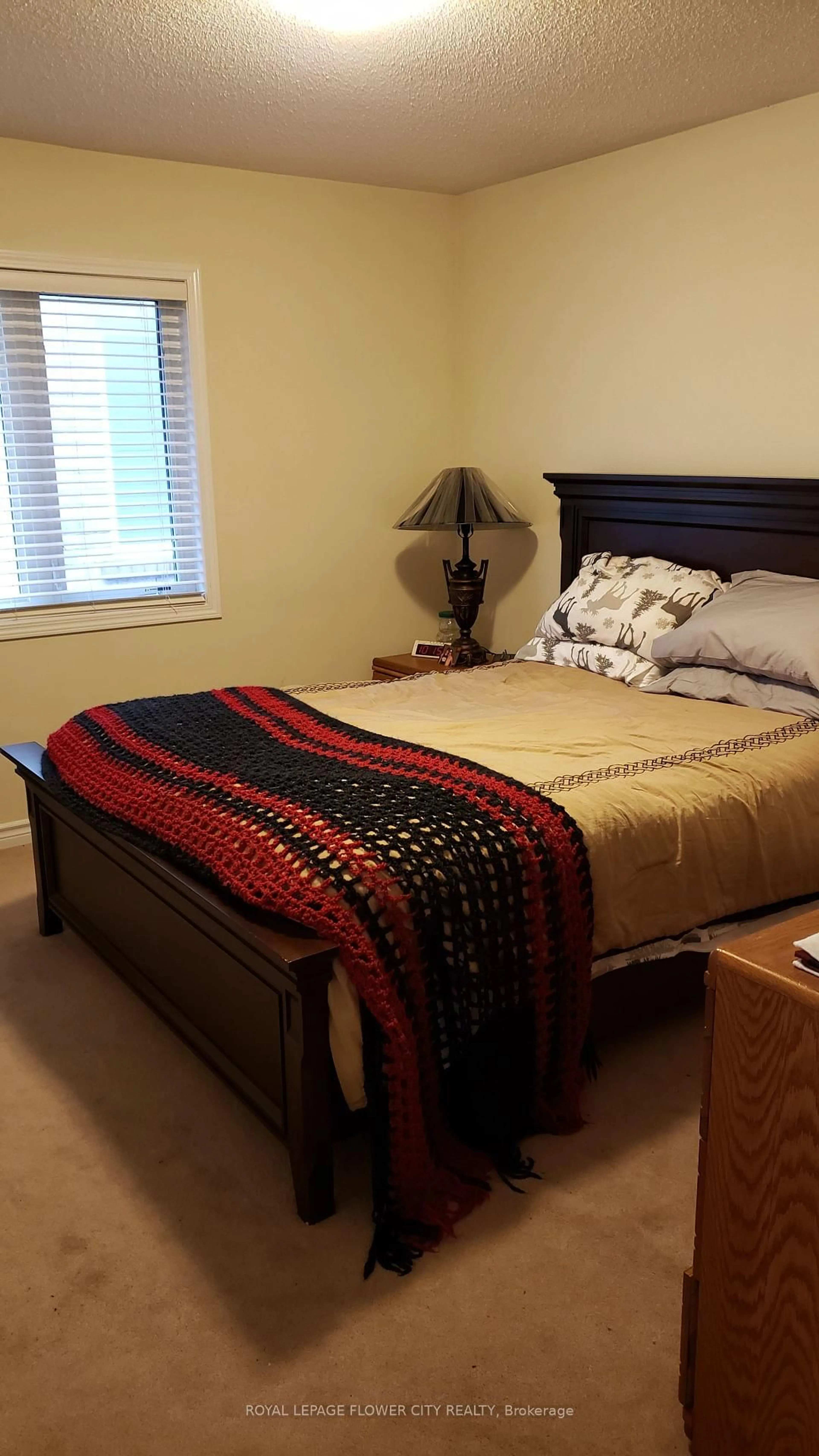Bedroom with bed, carpet floor for 394 Panhellenic Dr, Mississauga Ontario L5W 0B7