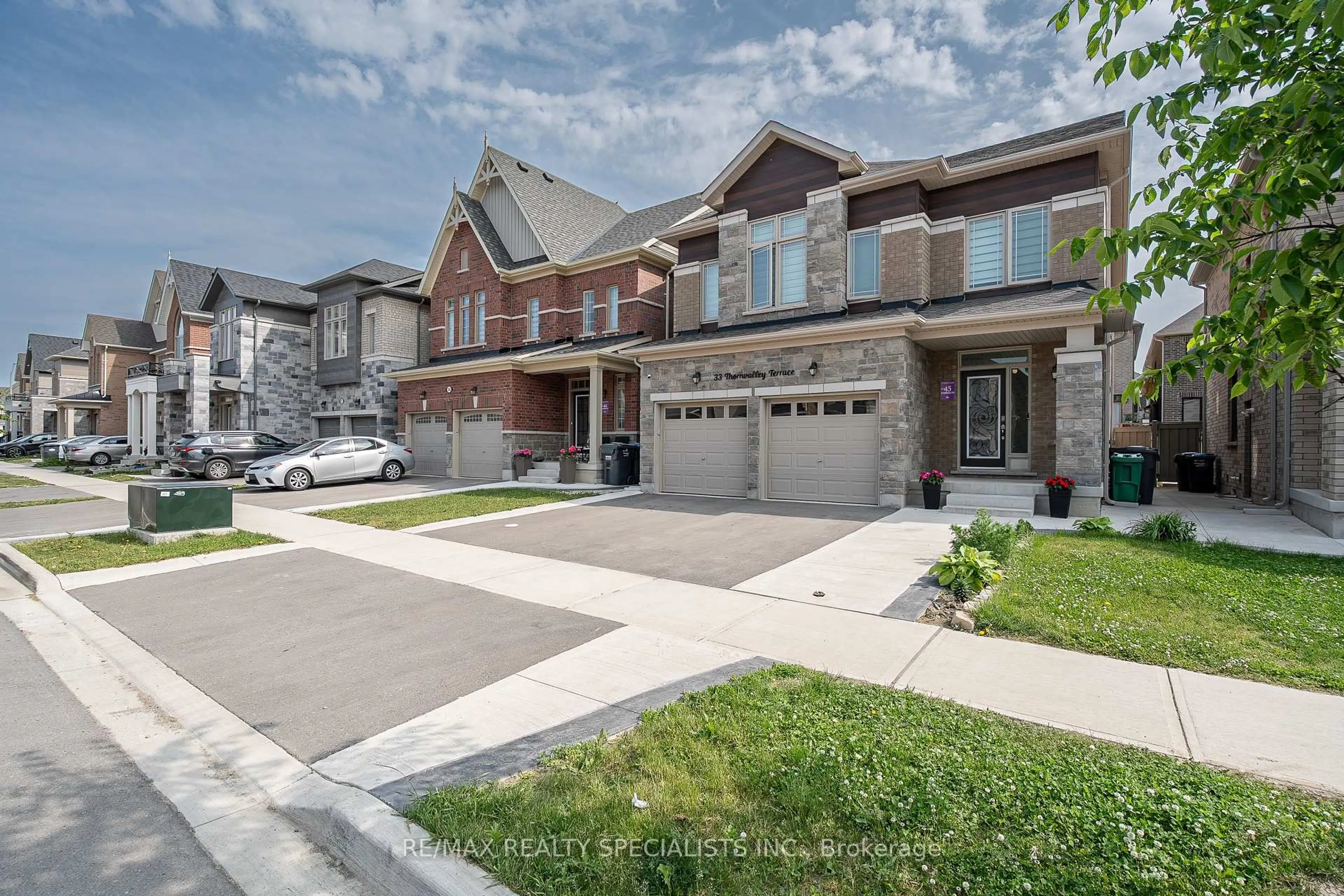 Home with brick exterior material, street for 33 Thornvalley Terr, Caledon Ontario L7C 4H9
