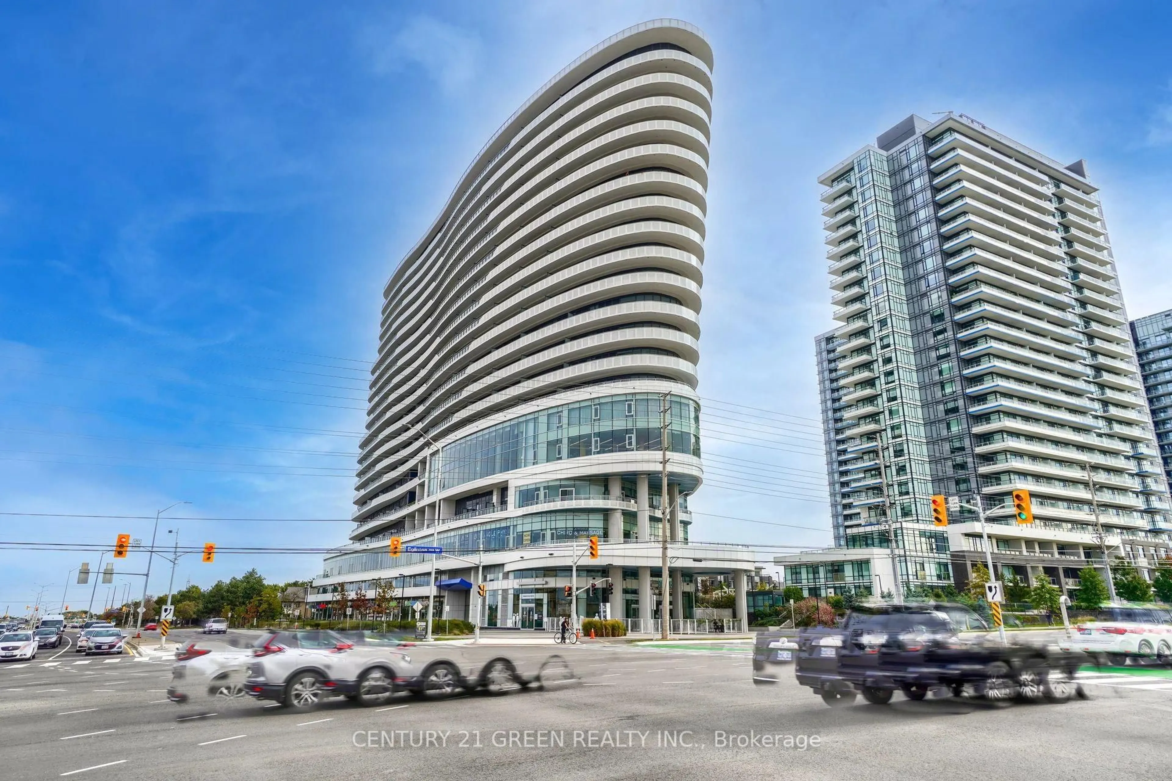 Indoor foyer for 2520 Eglinton Ave #1022, Mississauga Ontario L5M 0Y4