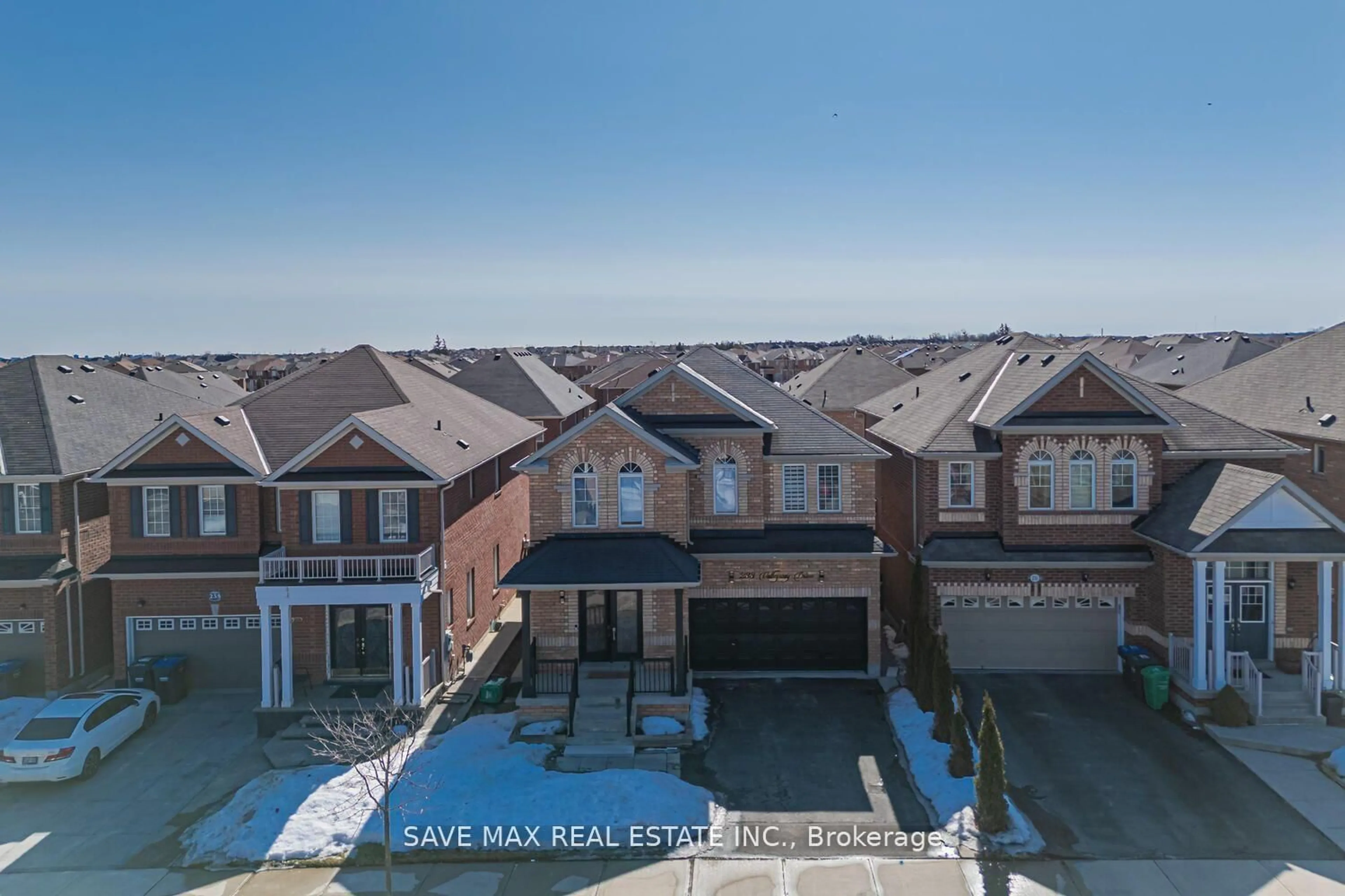 A pic from outside/outdoor area/front of a property/back of a property/a pic from drone, unknown for 233 Valleyway Dr, Brampton Ontario L6X 0N9
