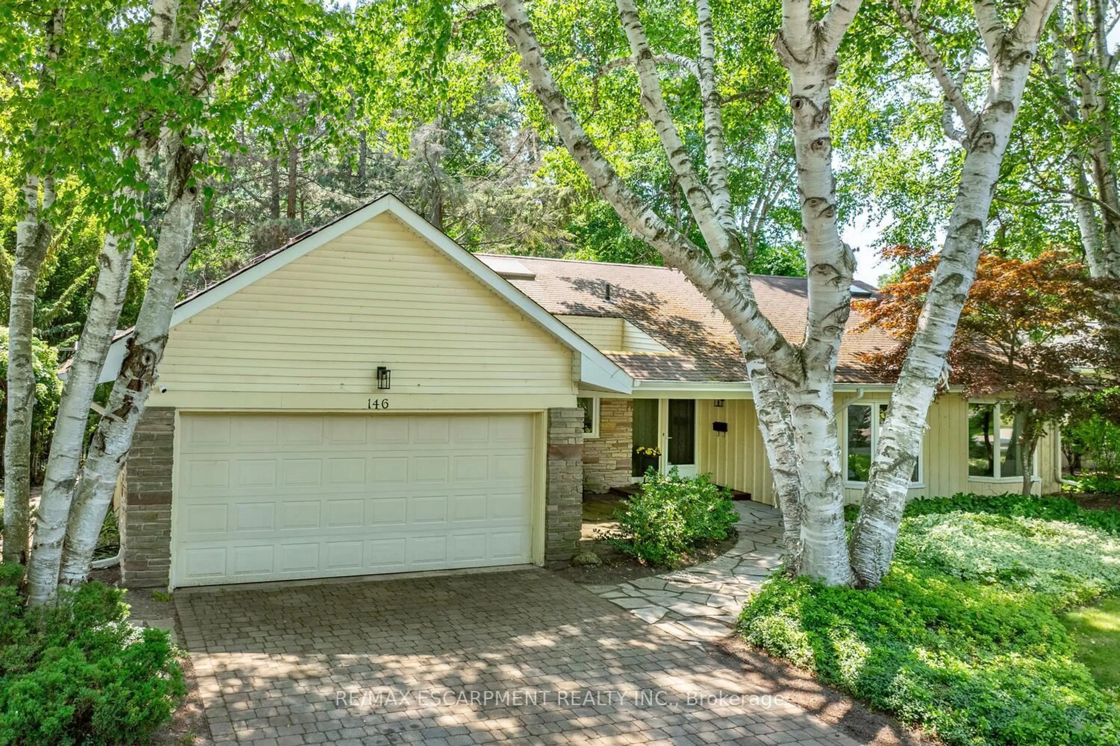 Unknown for 146 Birett Dr, Burlington Ontario L7L 2T1