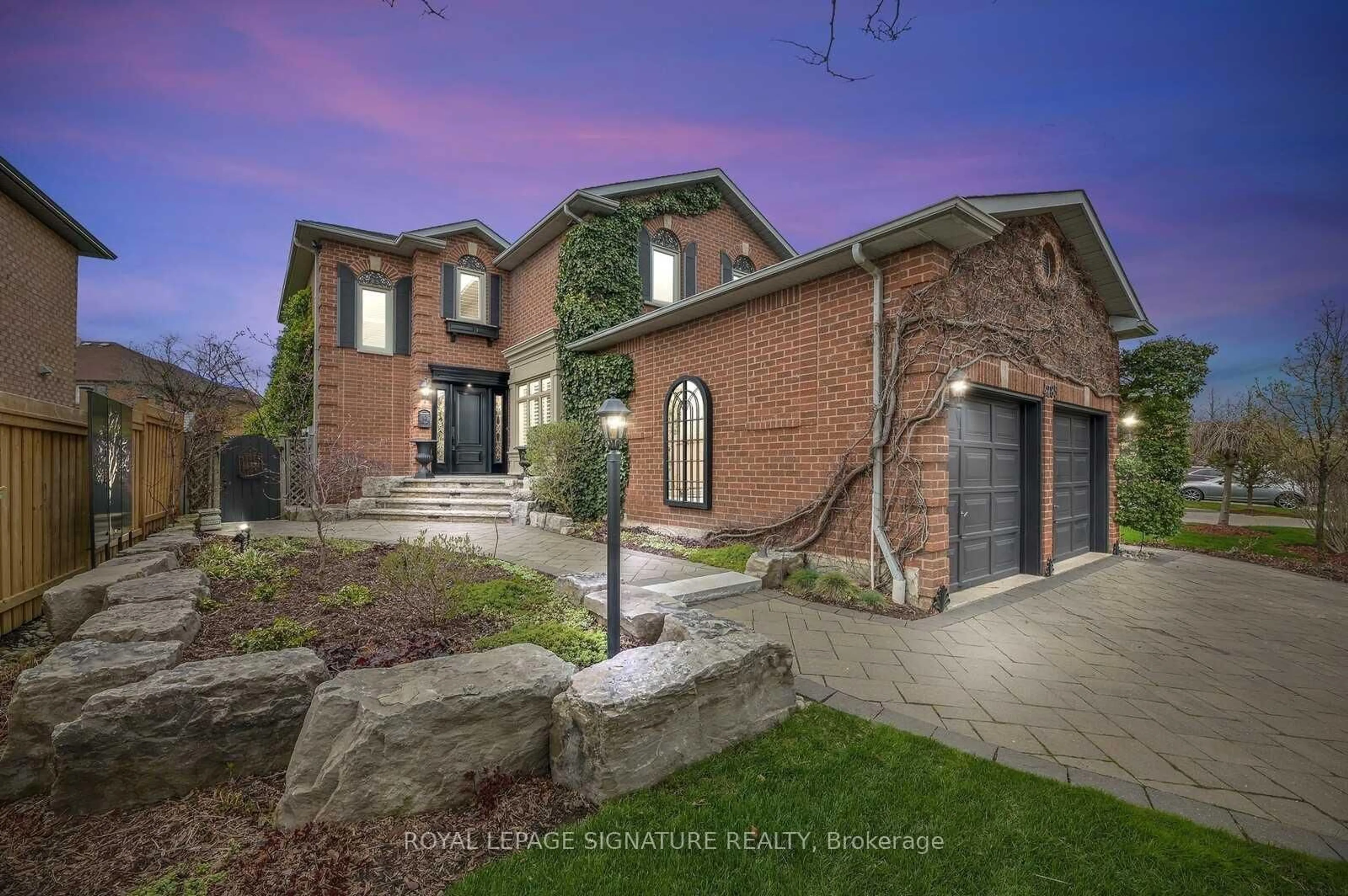 Home with brick exterior material, street for 4285 Credit Pointe Dr, Mississauga Ontario L5M 3J8