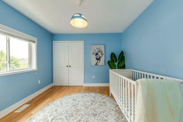 Additional property image - 5360 Cachet Cres
