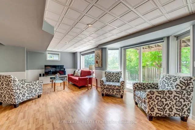 Additional property image - 5360 Cachet Cres