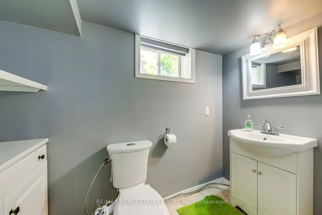 Additional property image - 5360 Cachet Cres