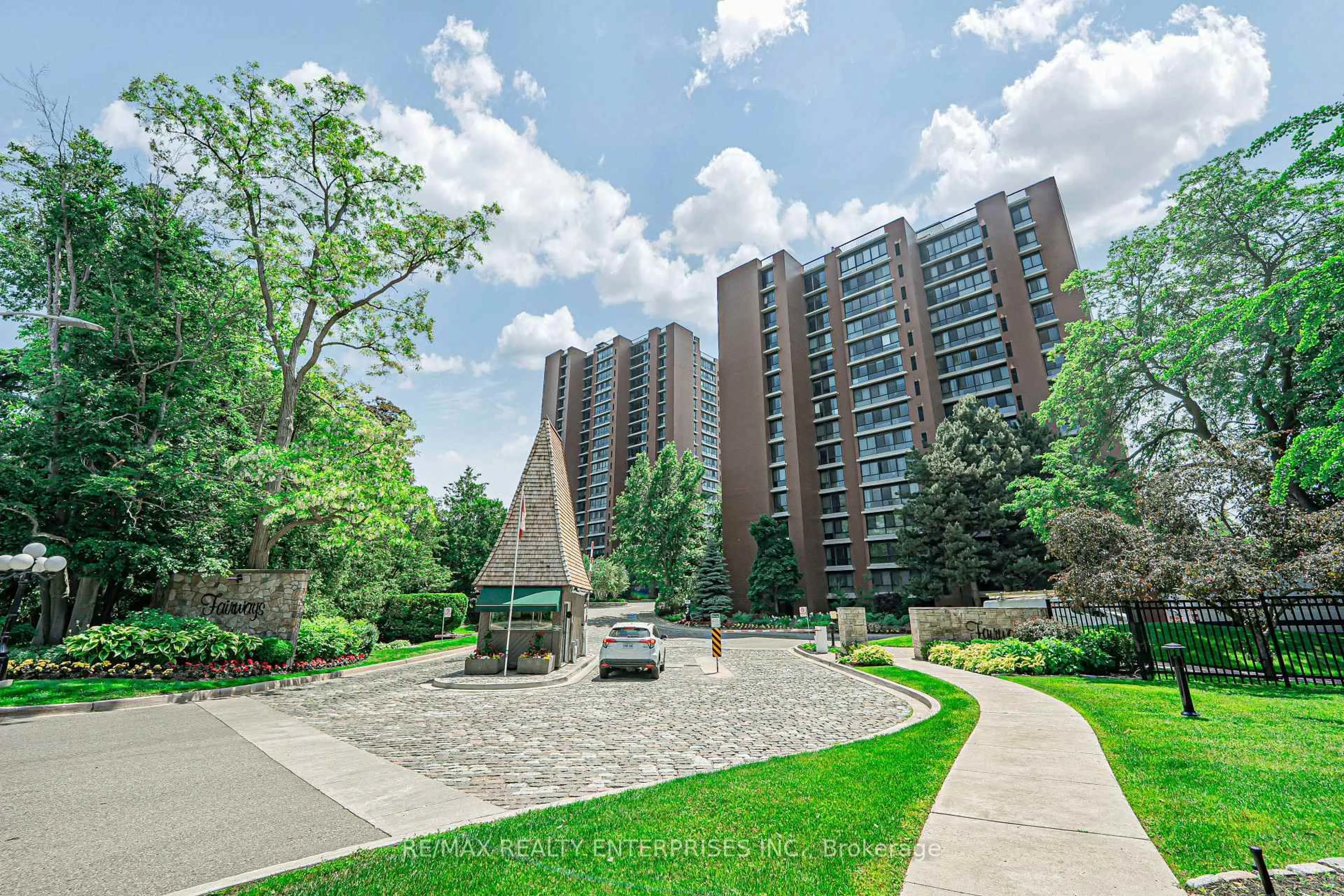 Patio, unknown for 1400 Dixie Rd #1505, Mississauga Ontario L5E 3E1