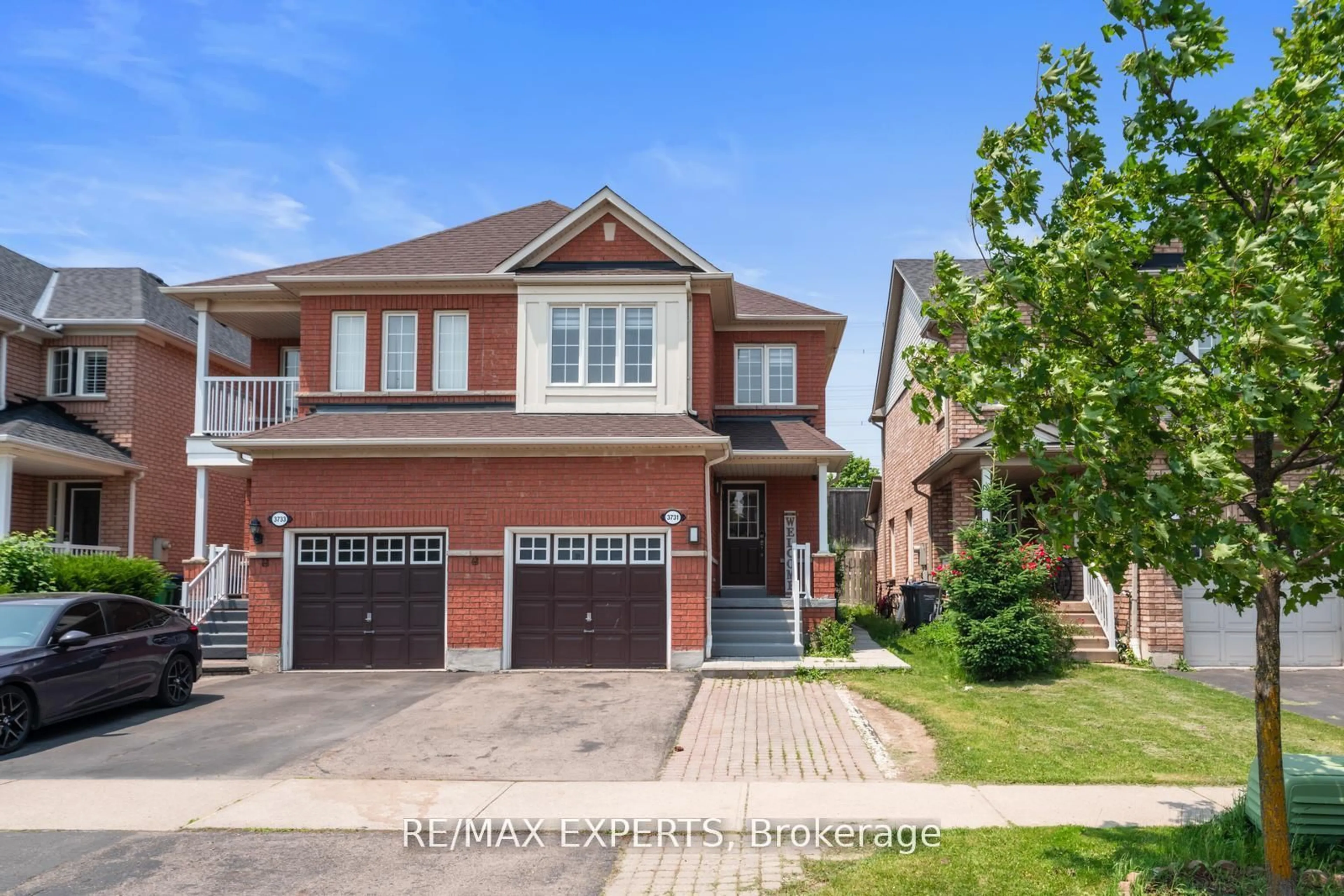 Home with brick exterior material, street for 3731 Partition Rd, Mississauga Ontario L5N 8N6
