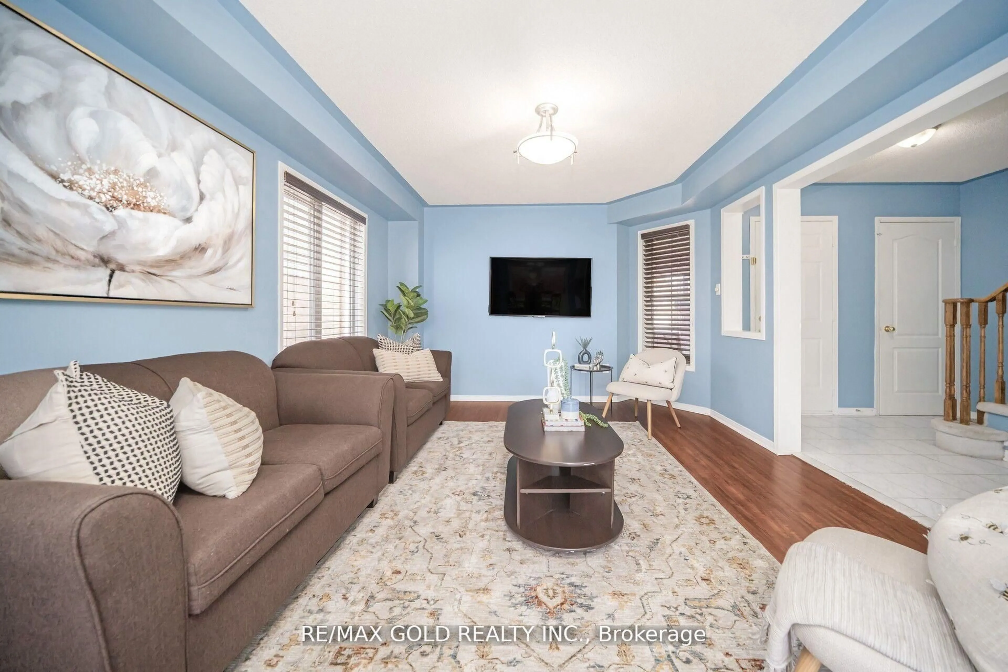 Living room with furniture, unknown for 108 Black Forest Dr, Brampton Ontario L6R 2E6