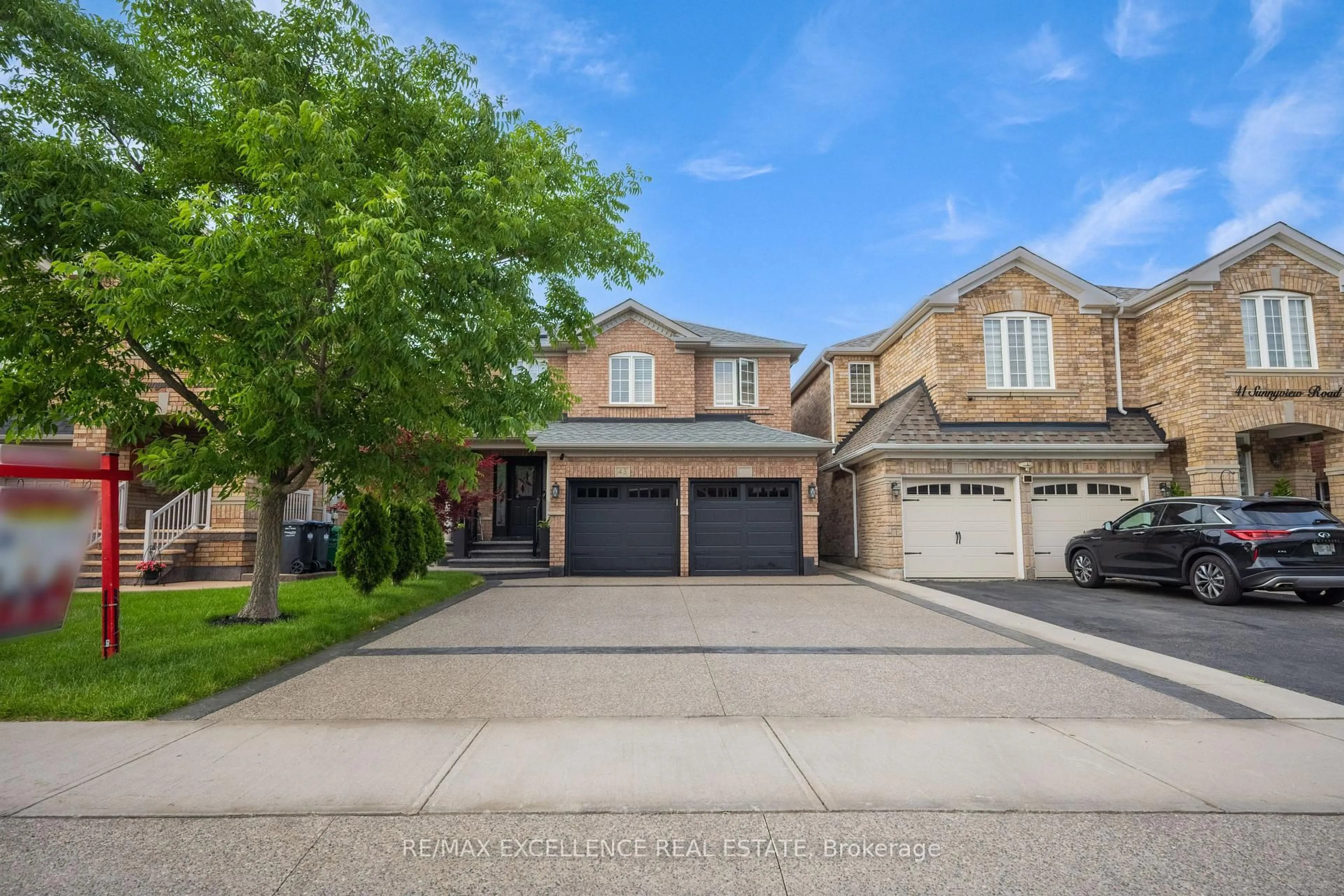 Unknown for 43 Sunnyview Rd, Brampton Ontario L7A 3E4