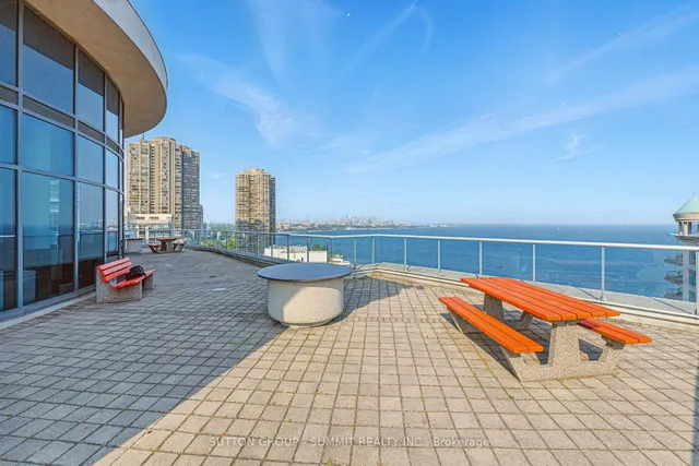 Additional property image - 2083 Lake Shore Blvd Unit 810