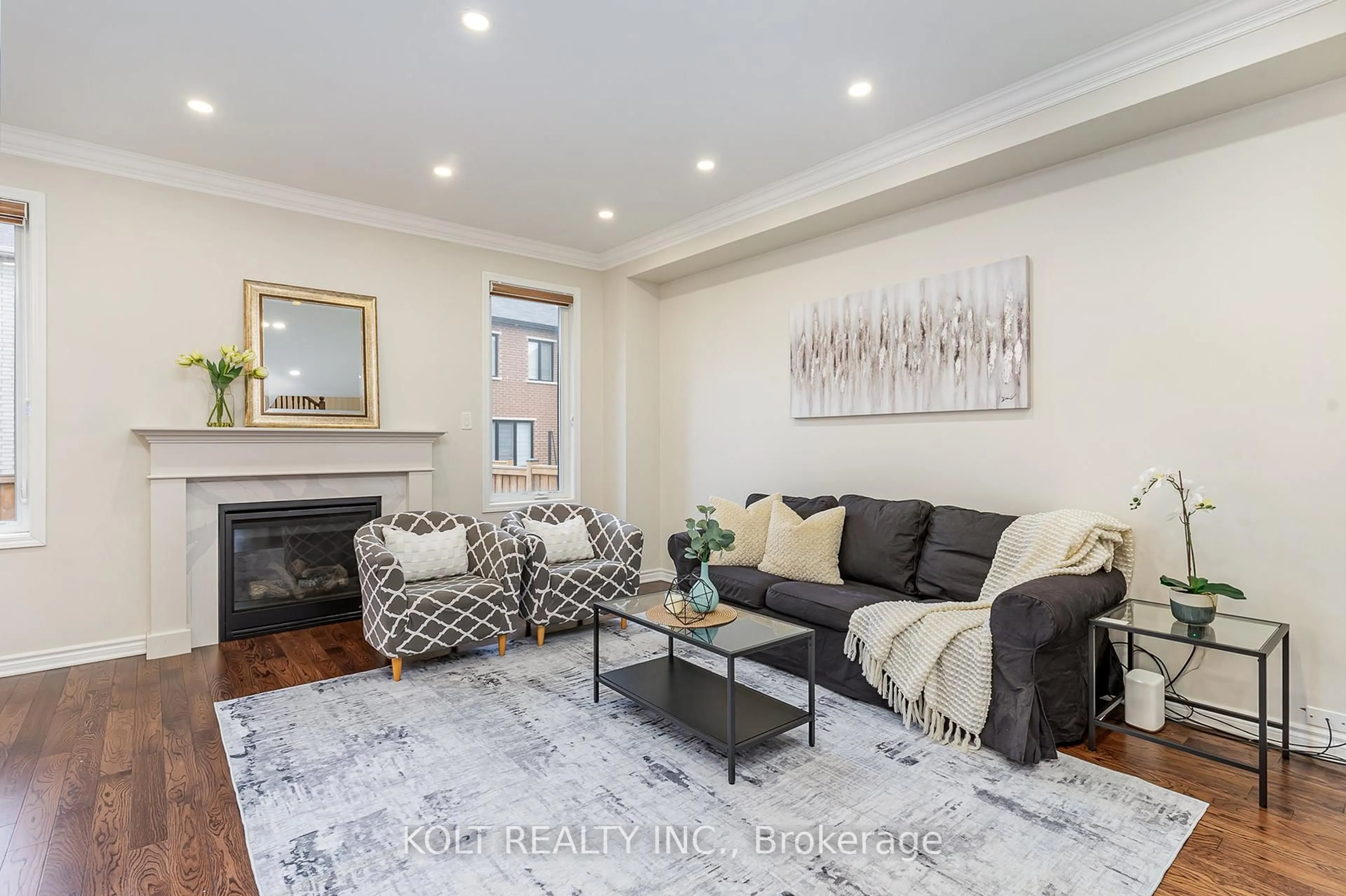 Living room with furniture, unknown for 9 Herrick Dr, Brampton Ontario L7A 5G2