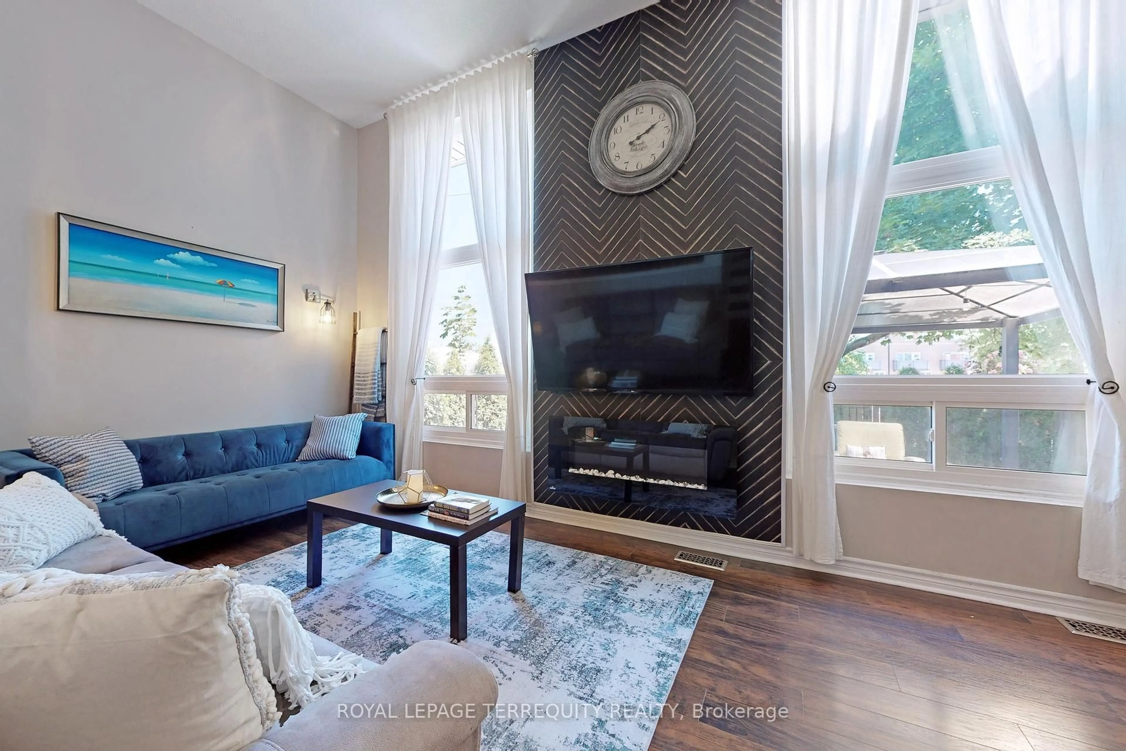 Living room with furniture, unknown for 2315 Bromsgrove Rd #71, Mississauga Ontario L5J 4A6
