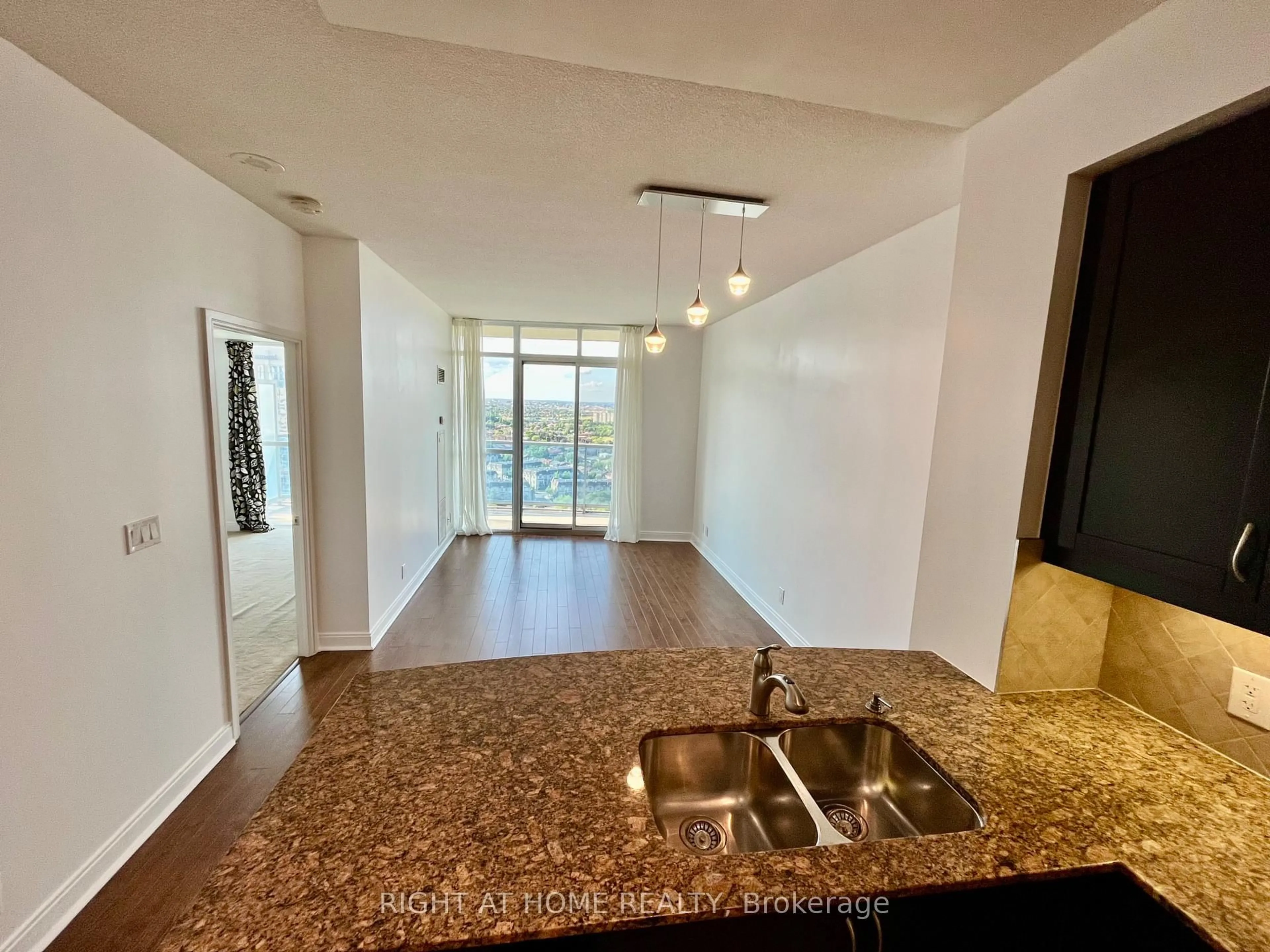Unknown for 80 Absolute Ave #2001, Mississauga Ontario L4Z 0A2