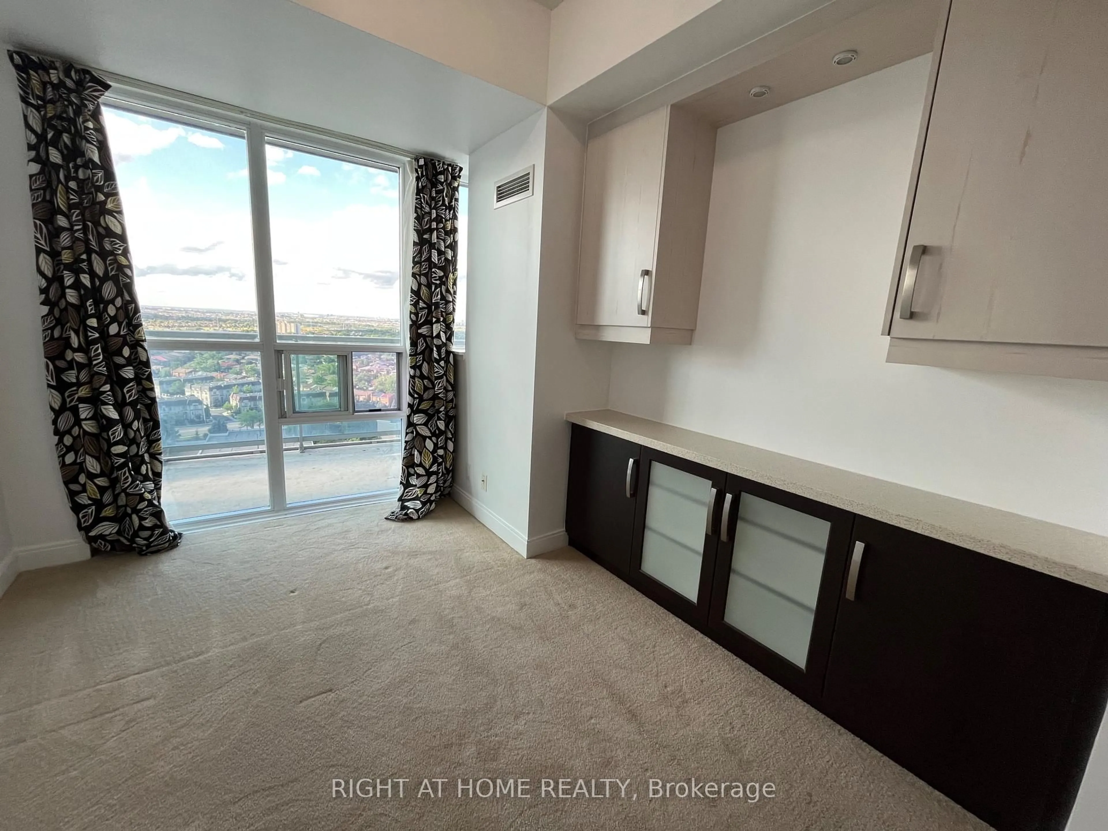 A pic of a room for 80 Absolute Ave #2001, Mississauga Ontario L4Z 0A2