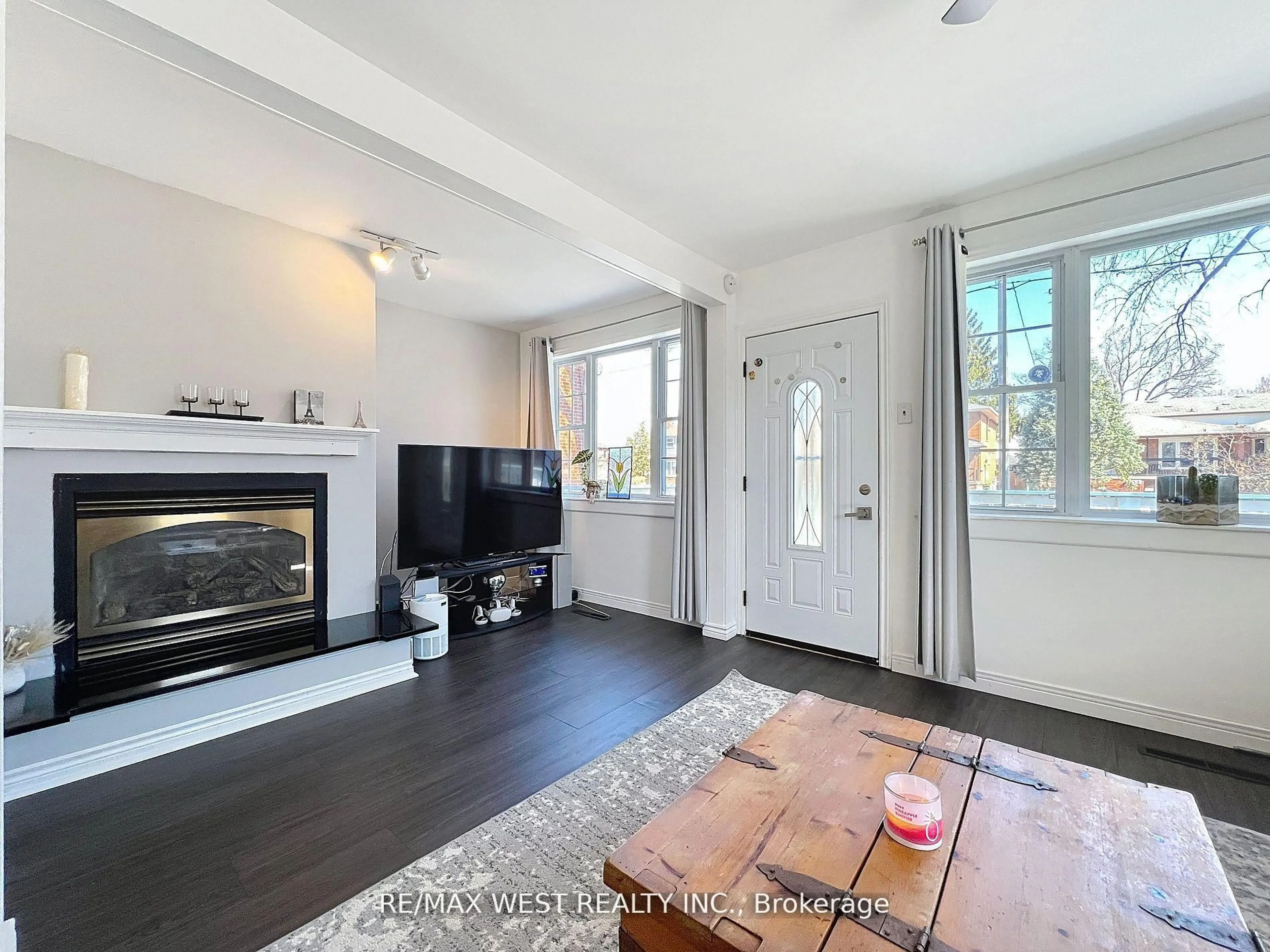Living room with furniture, unknown for 56 Forty First St, Toronto Ontario M8W 3N6