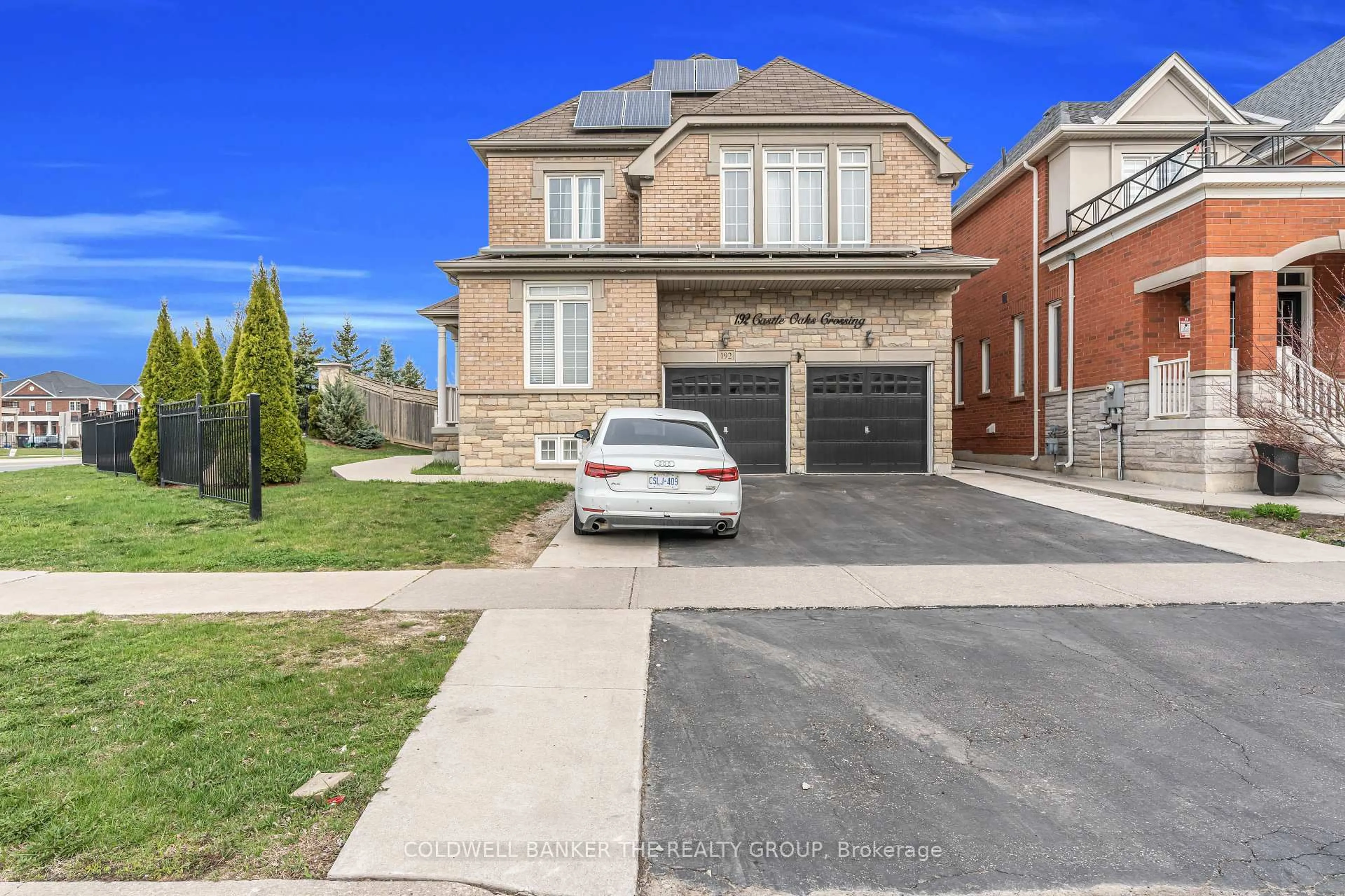 Home with brick exterior material, street for 192 Castle oaks Cross, Brampton Ontario L6P 3X2