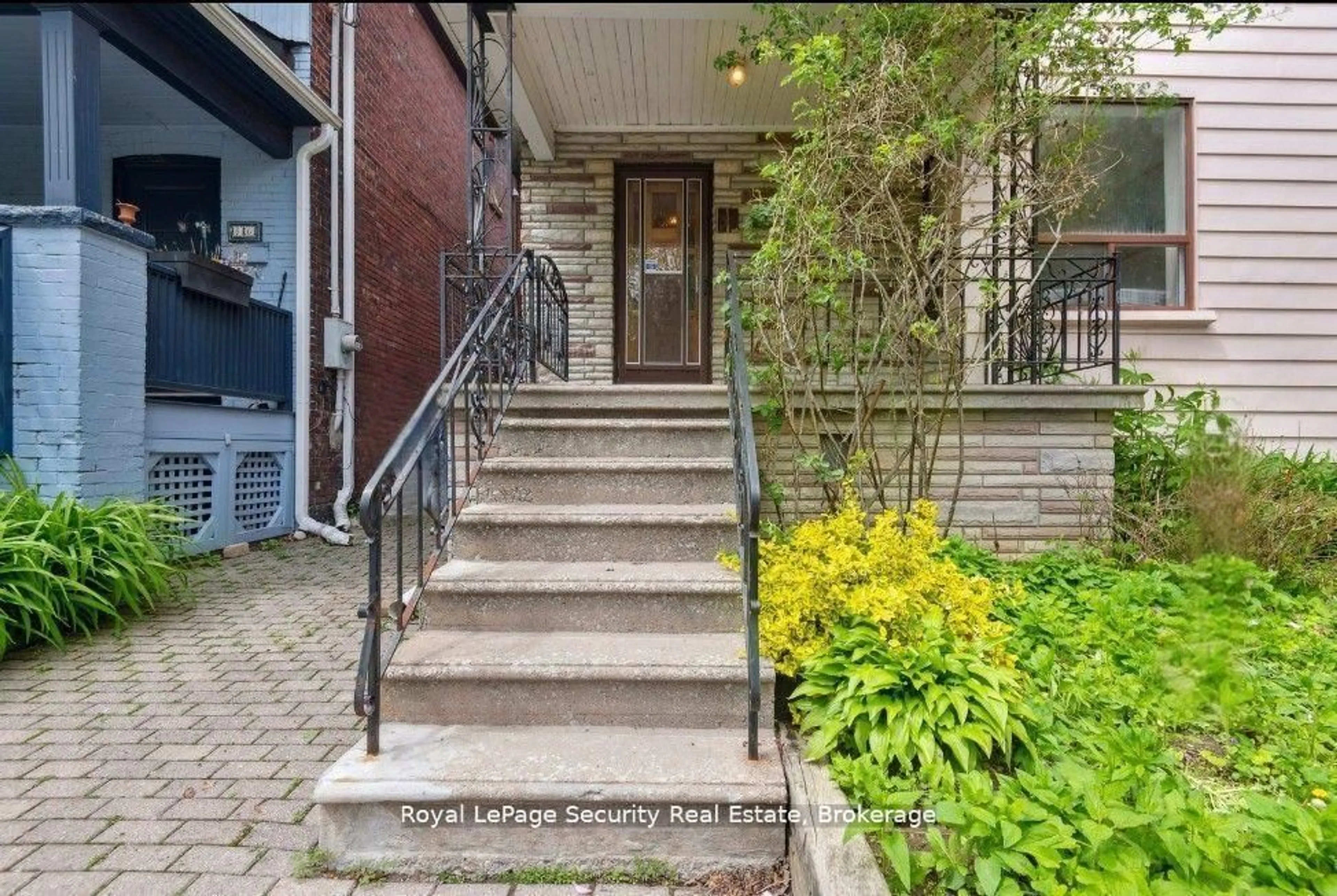 Unknown for 38 Fernbank Ave, Toronto Ontario M6H 1W2