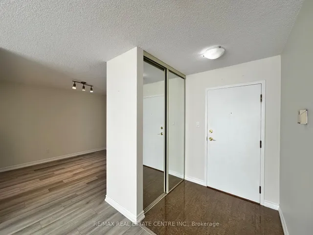 Primary image of 1360 Rathburn Rd Unit 302