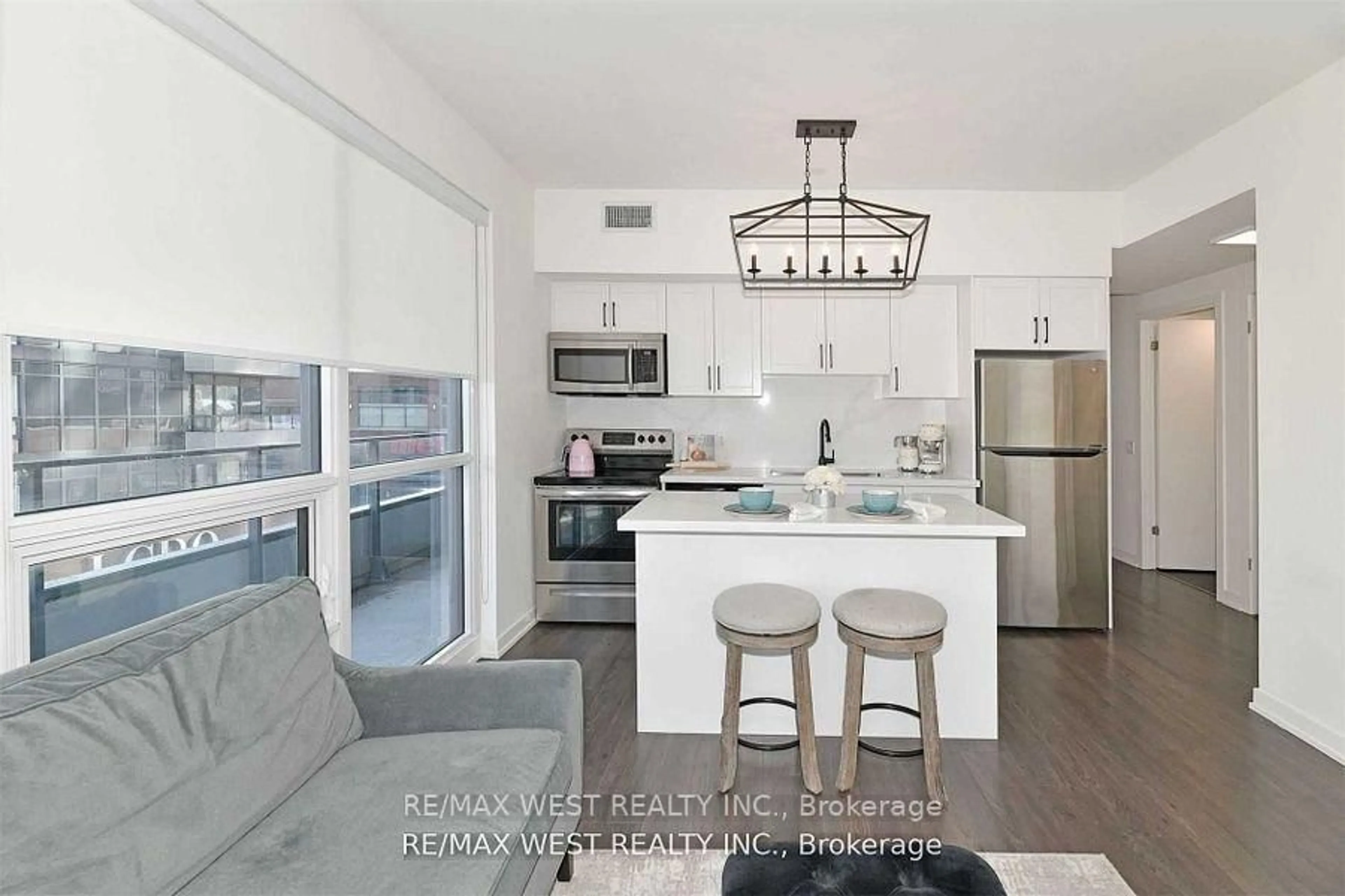Open concept kitchen, unknown for 2212 Lake Shore Blvd #506, Toronto Ontario M8V 0C2