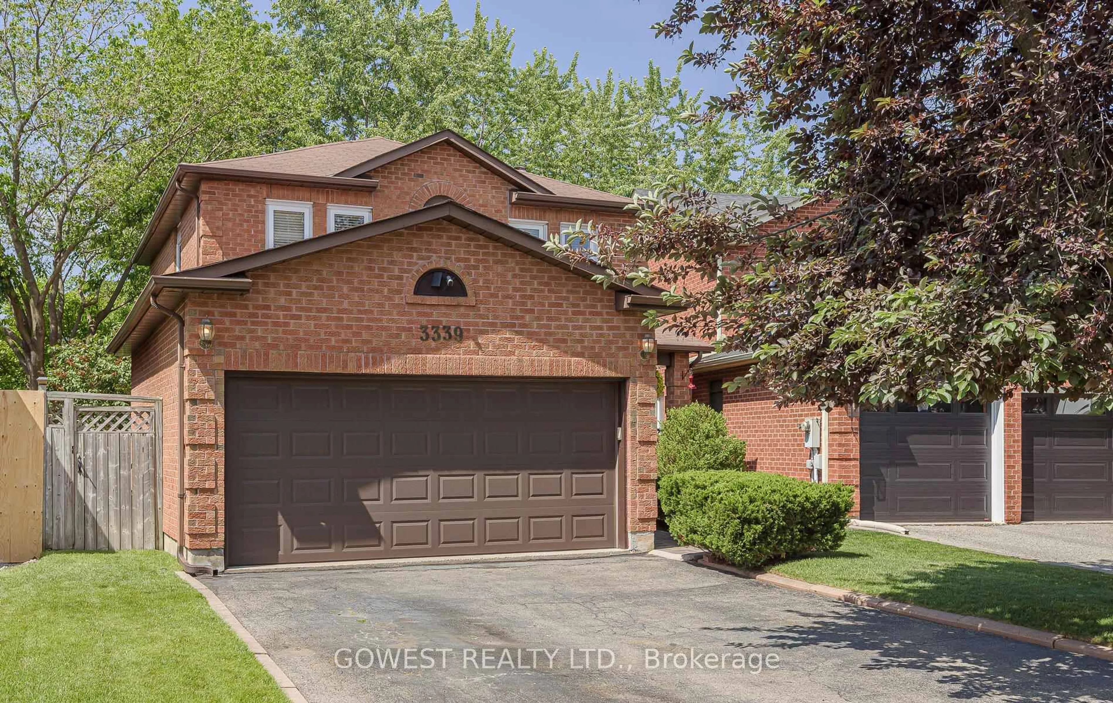 Home with brick exterior material, street for 3339 Sundew Crt, Mississauga Ontario L5N 5X6