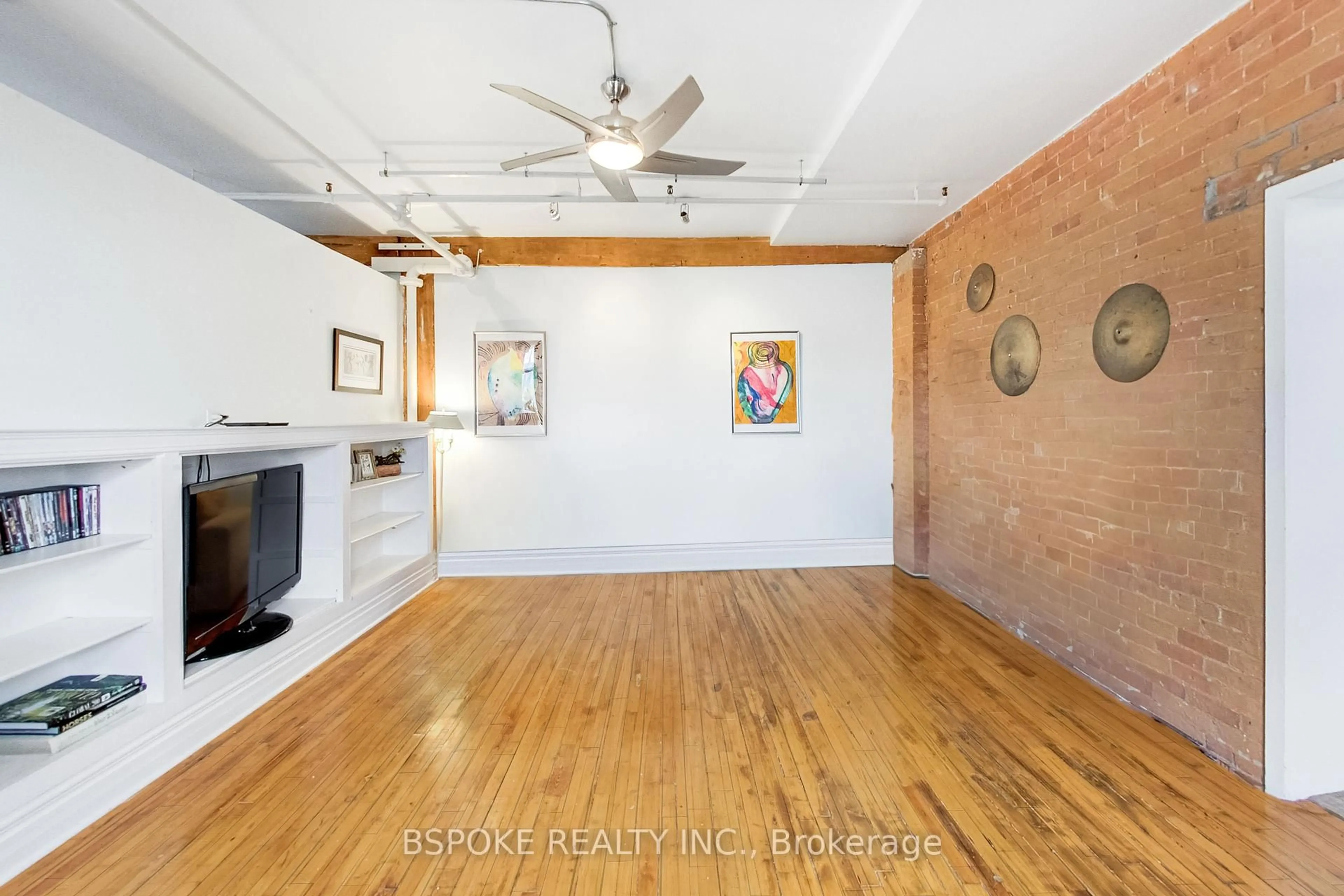 Unknown for 121 Prescott Ave #18, Toronto Ontario M6N 3G8