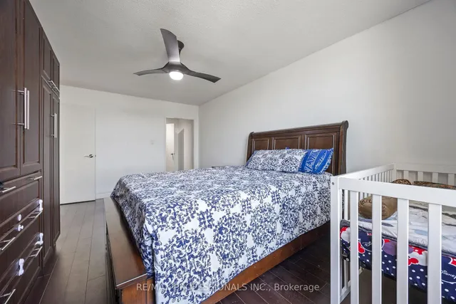 Additional image 8 of 714 The West Mall Unit 1810