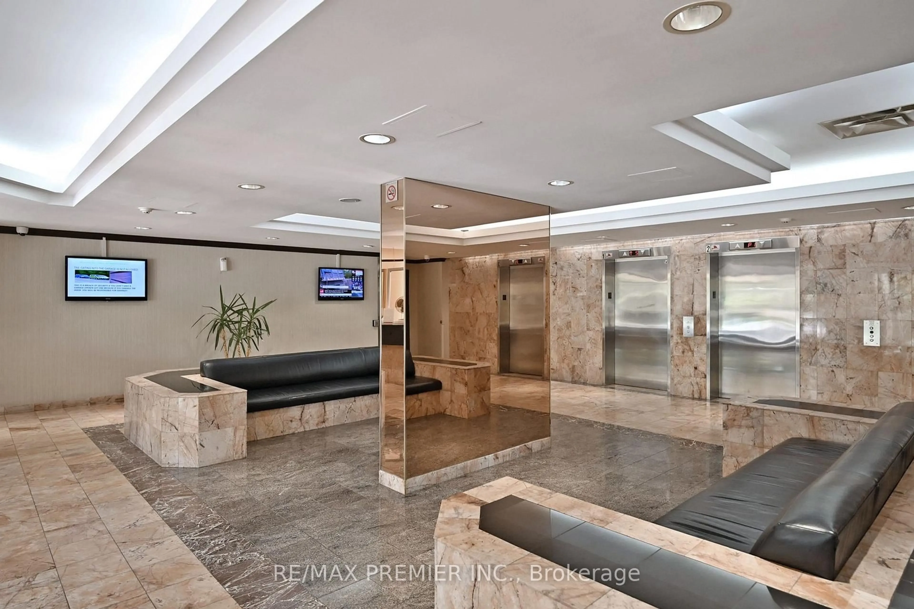 Lobby for 1 Rowntree Rd #615, Toronto Ontario M9V 5G7