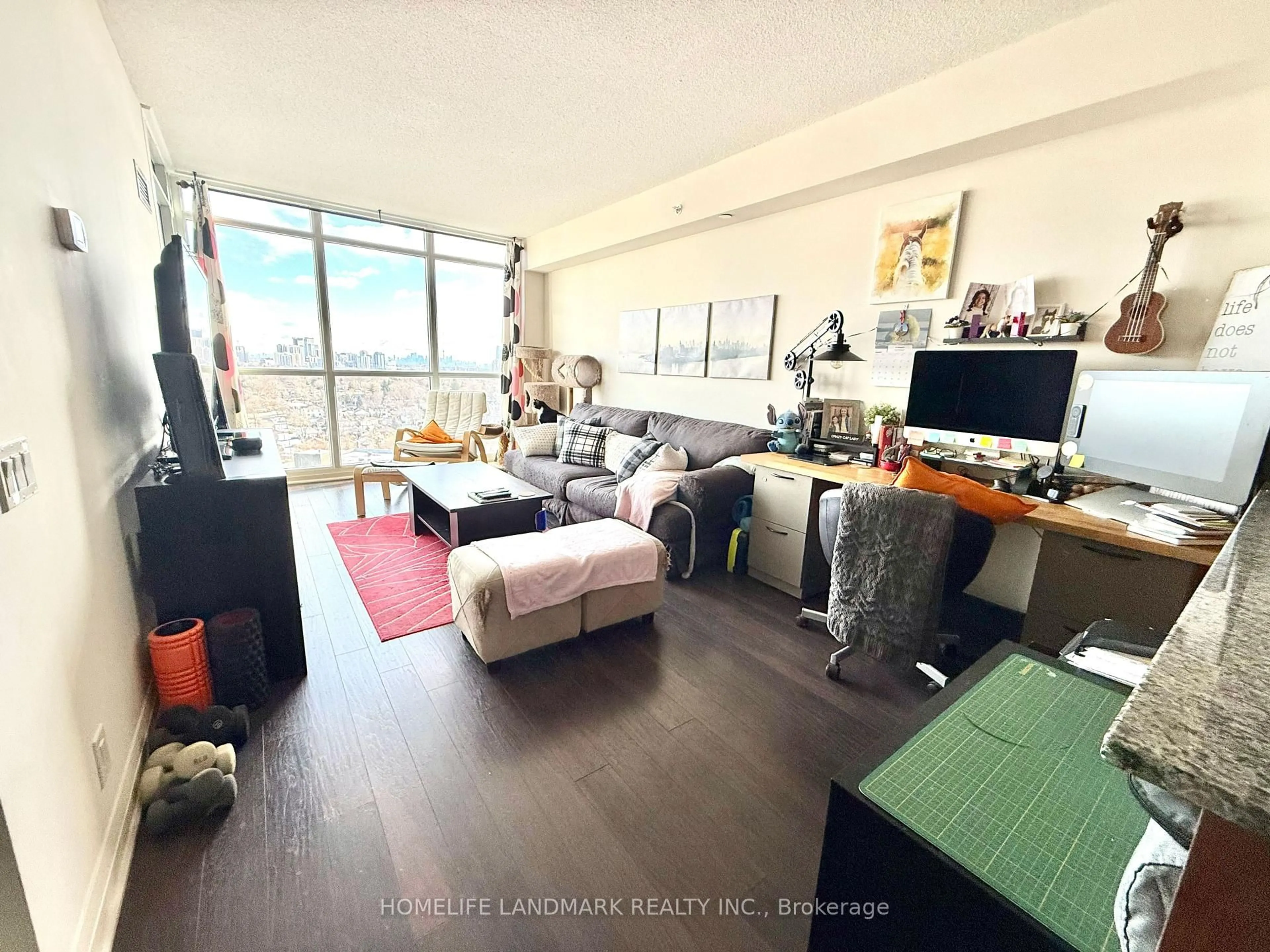 A pic of a room for 1 Valhalla Inn Rd #1610, Toronto Ontario M9B 1S9