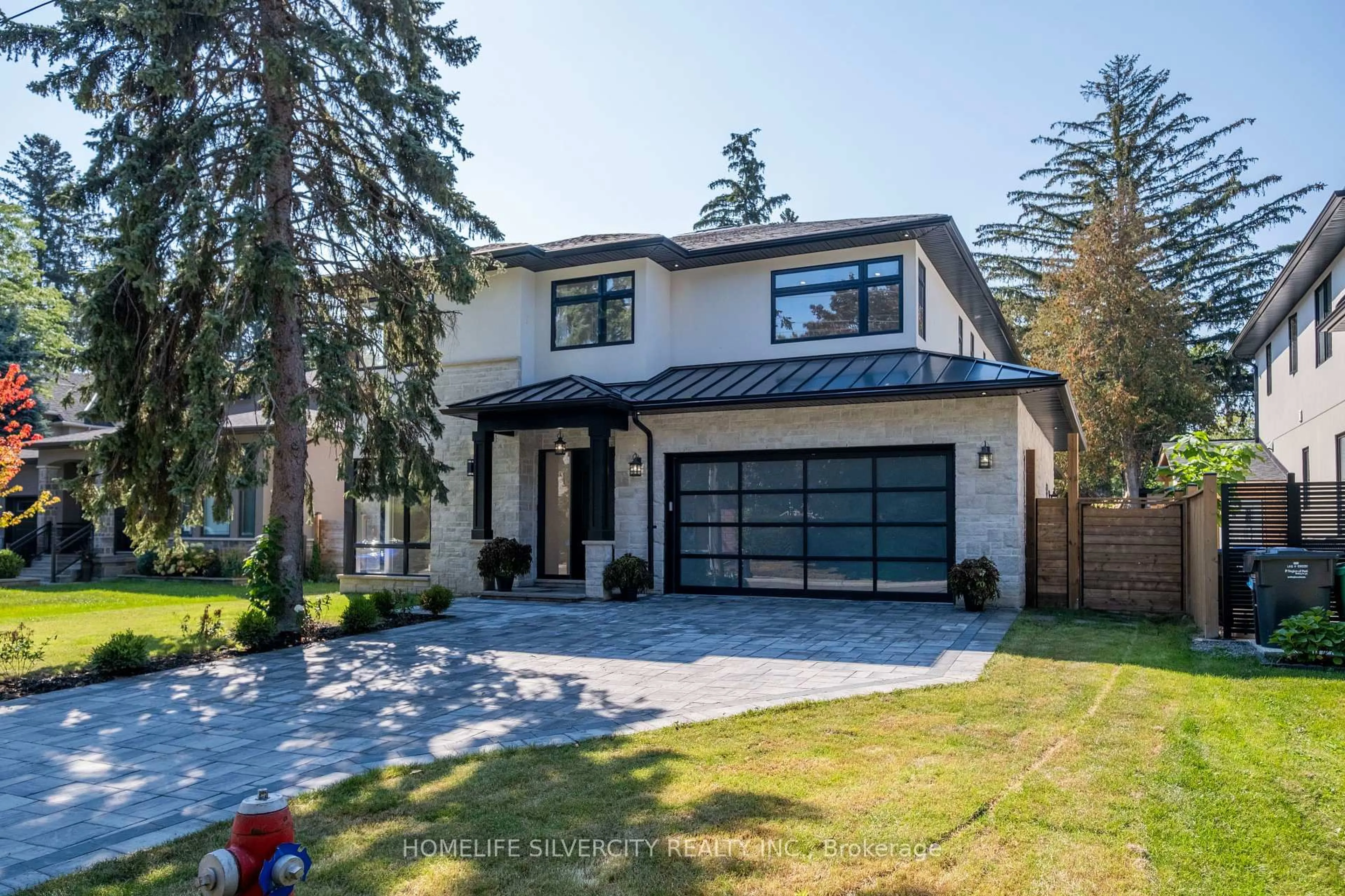 Home with brick exterior material, street for 1610 Kenmuir Ave, Mississauga Ontario L5G 4B5