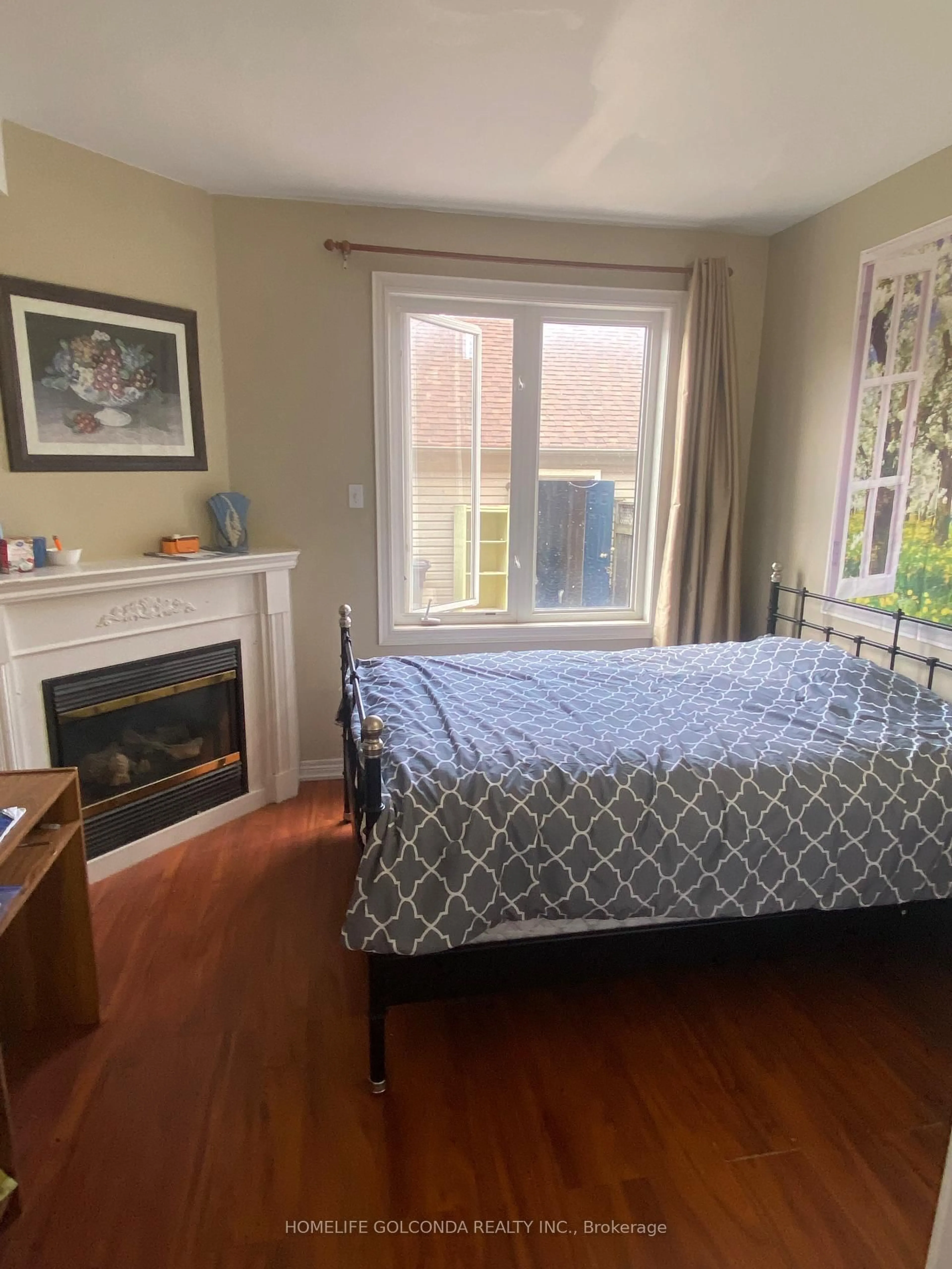 A pic of a room for 15 Haynes Ave, Toronto Ontario M3J 3P8
