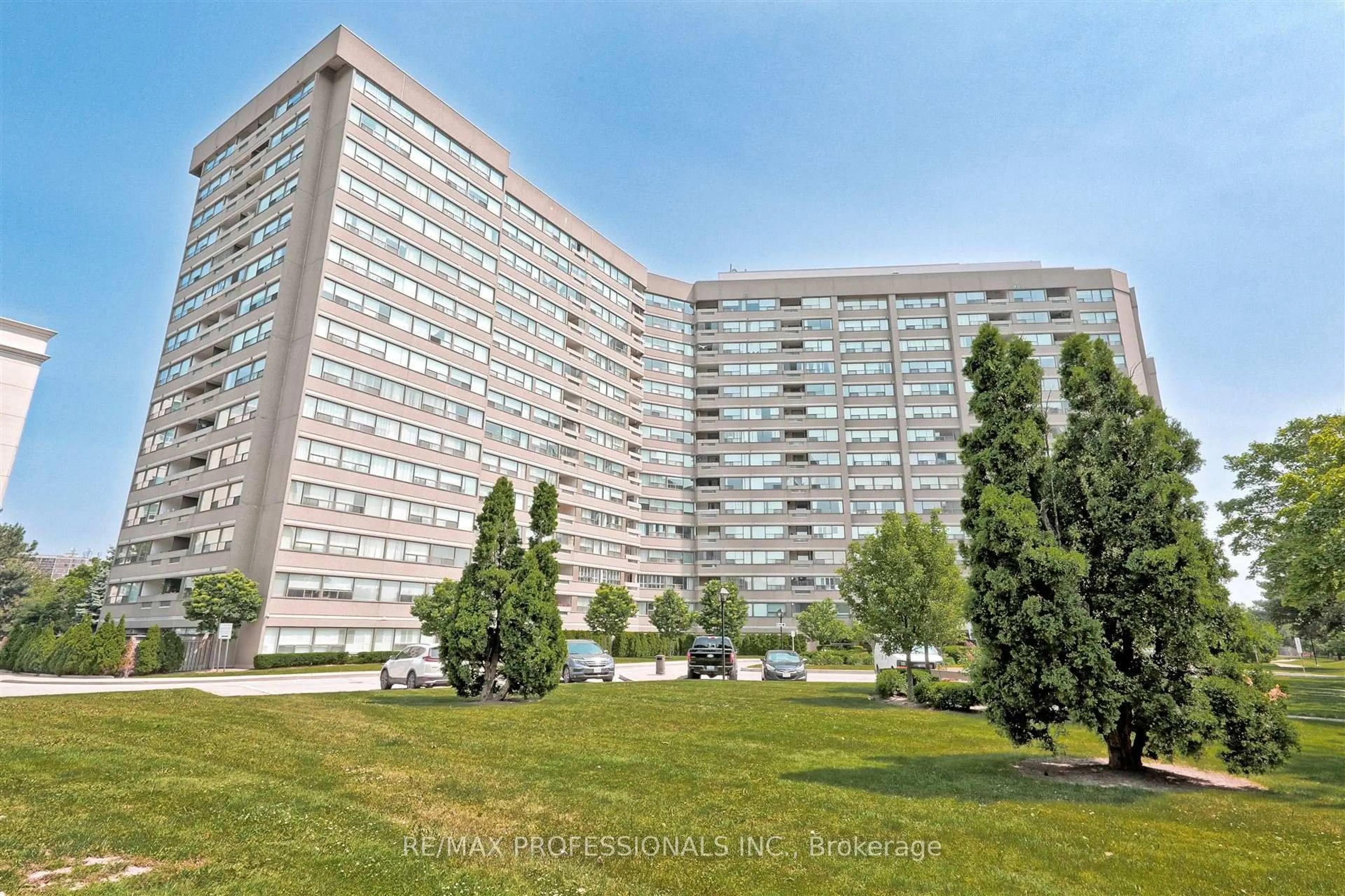 Unknown for 475 The West Mall #712, Toronto Ontario M9C 4Z3