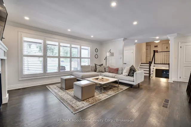 Additional image 33 of 1913 Steepbank Cres
