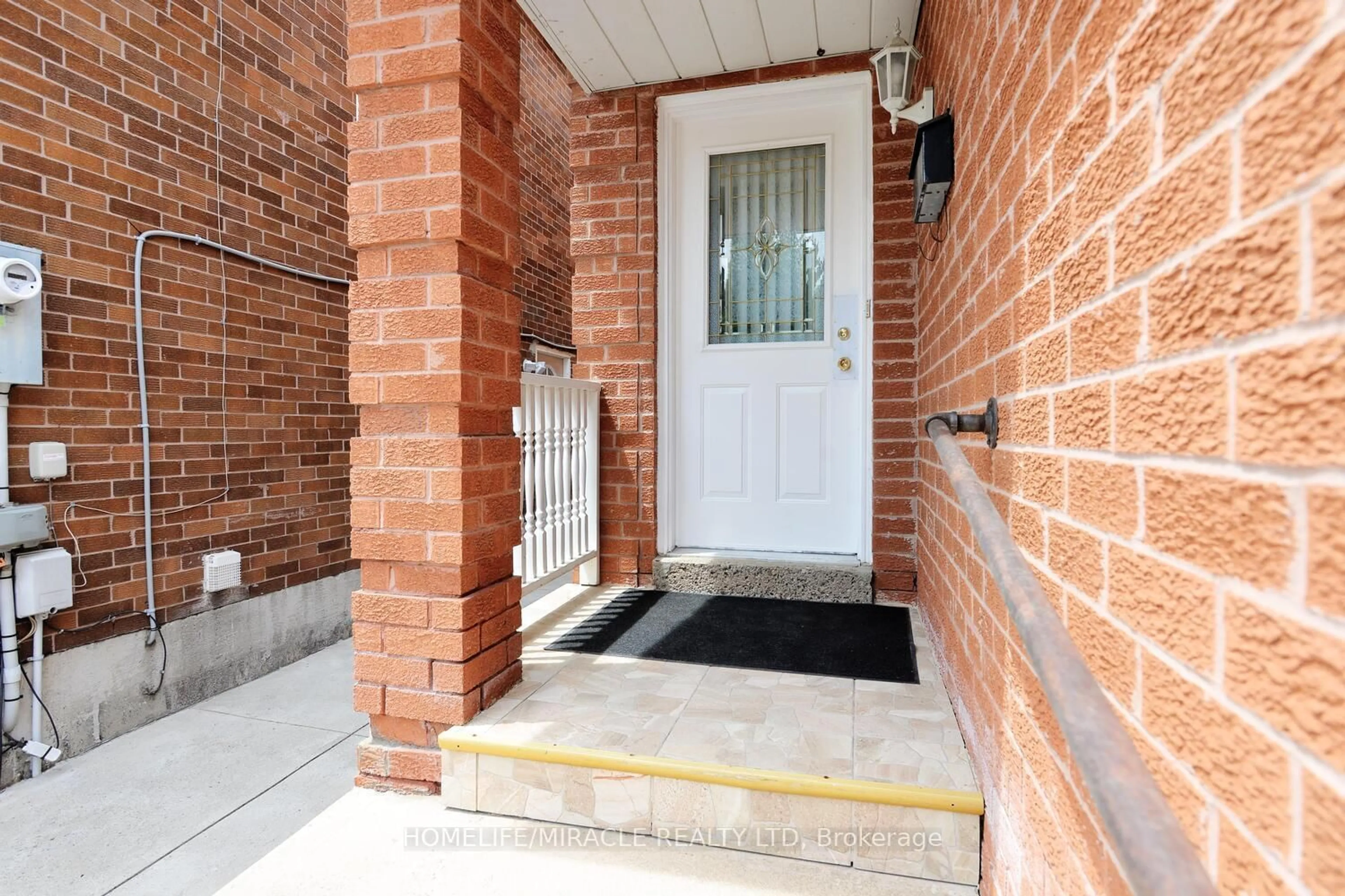 Unknown for 98 Gatesgill St, Brampton Ontario L6X 3S7