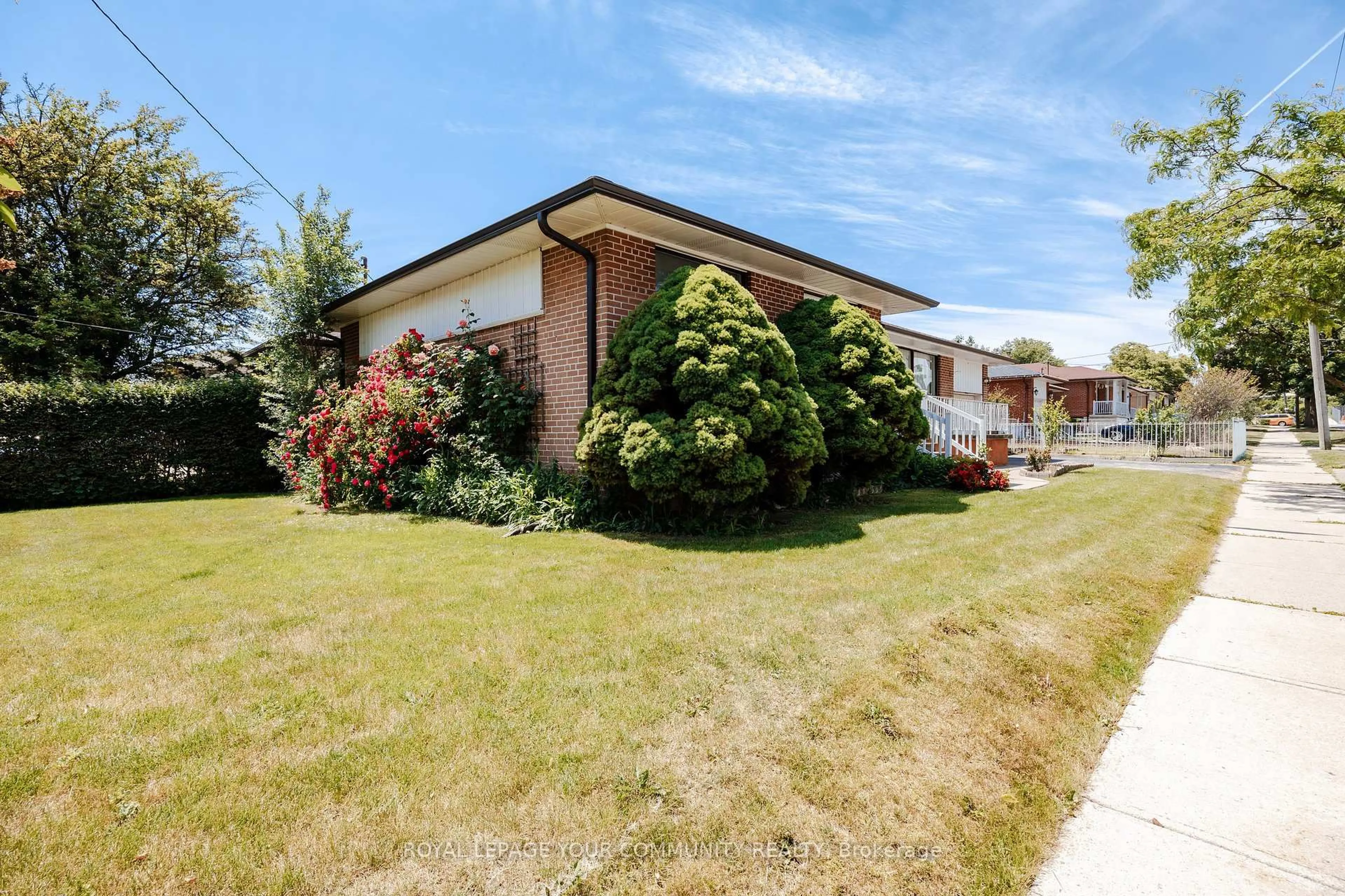 Unknown for 19 Acme Cres, Toronto Ontario M9R 3B7
