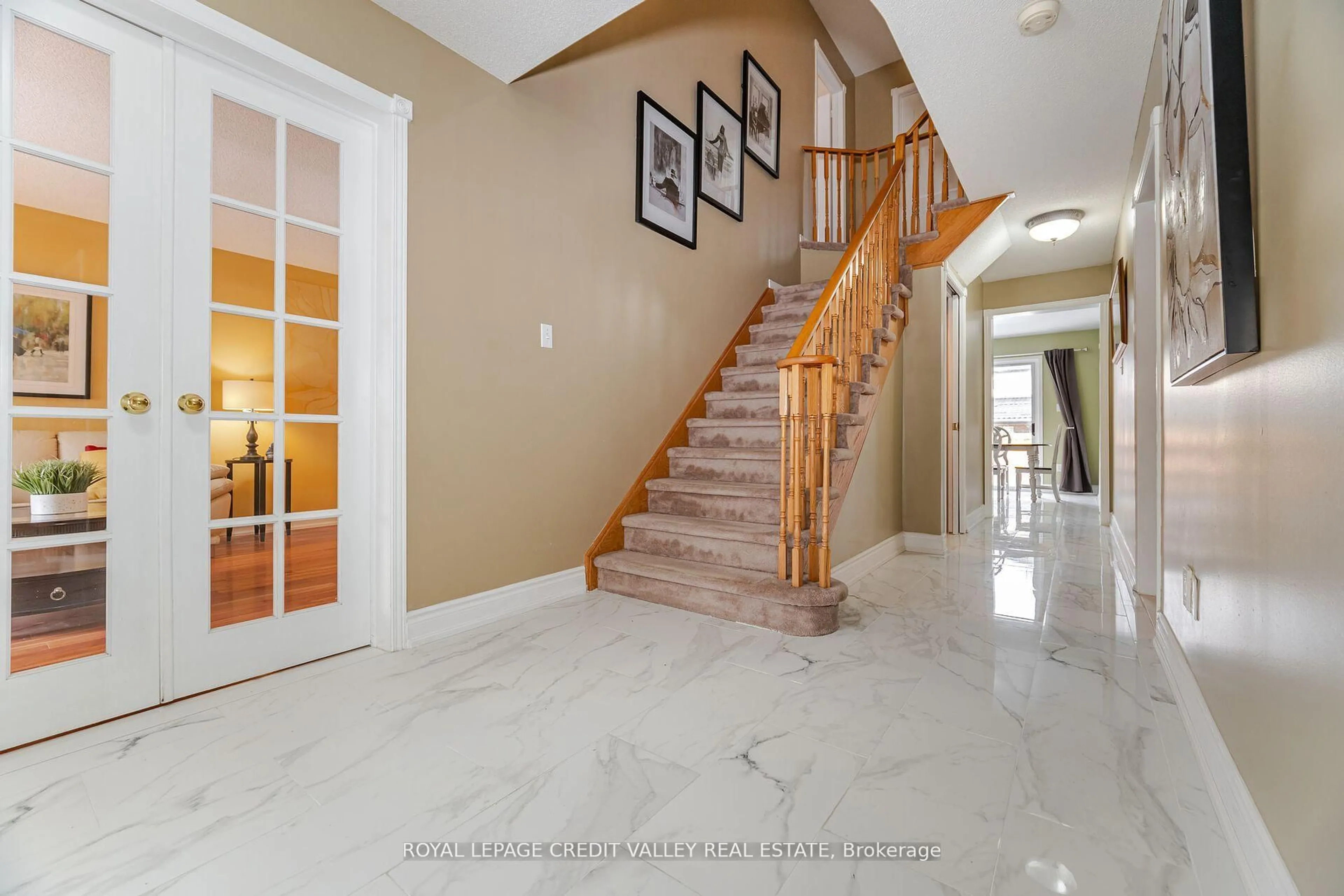 Unknown for 8 Livingston Dr, Caledon Ontario L7C 1A7