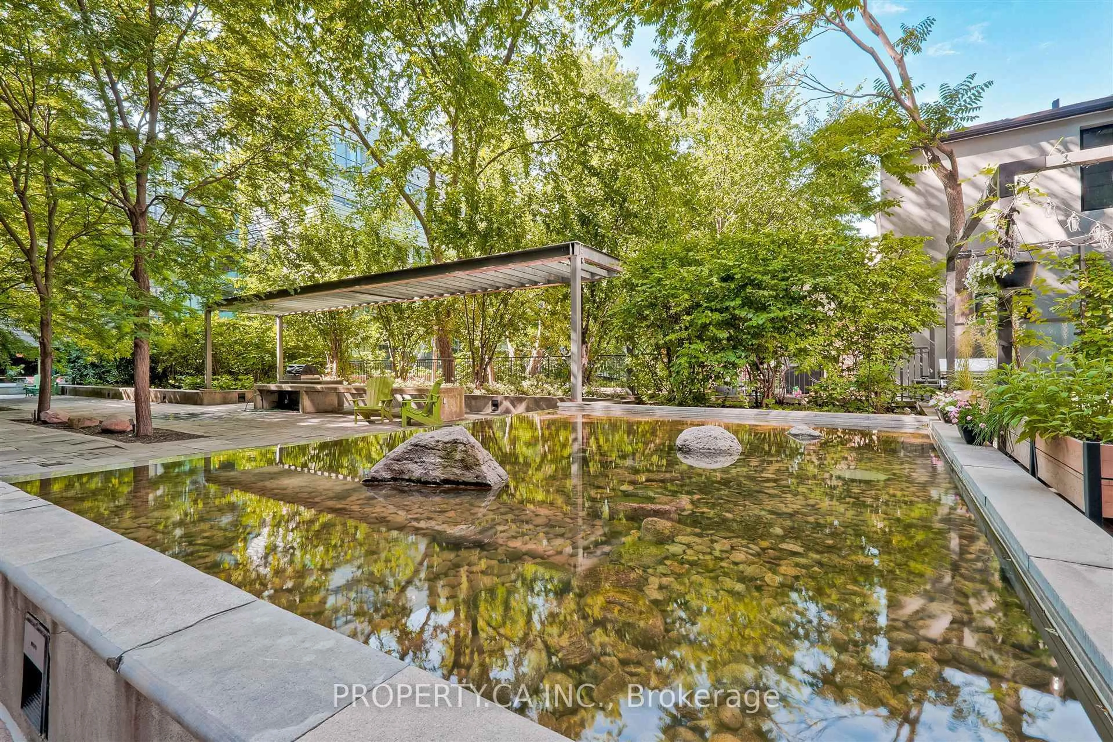 Patio, water/lake/river/ocean view for 25 Ritchie Ave #303, Toronto Ontario M6R 2J6