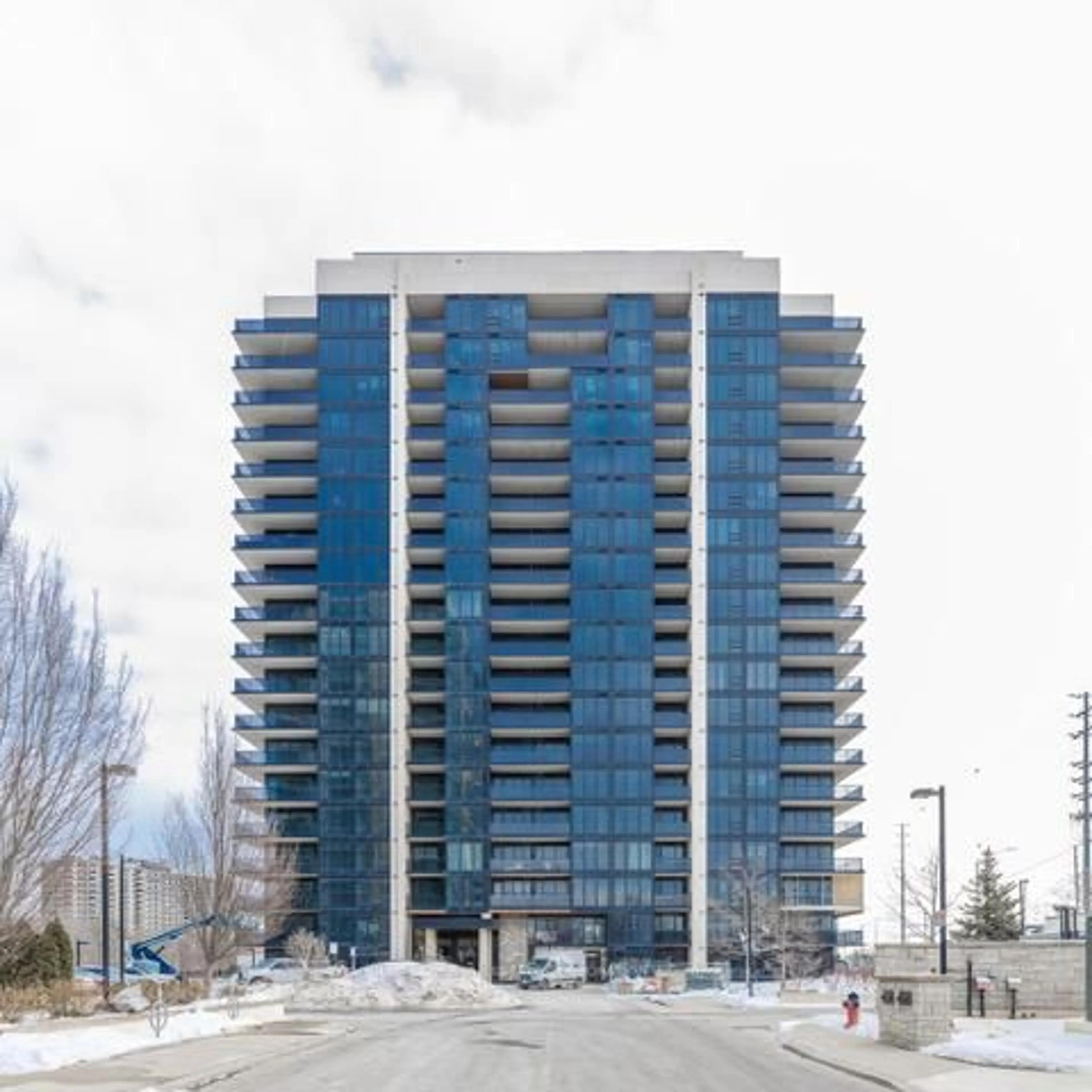 Indoor foyer for 1035 Southdown Rd #1413, Mississauga Ontario L5J 0A3