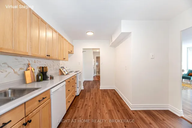 Additional image 41 of 714 The West Mall Unit 811