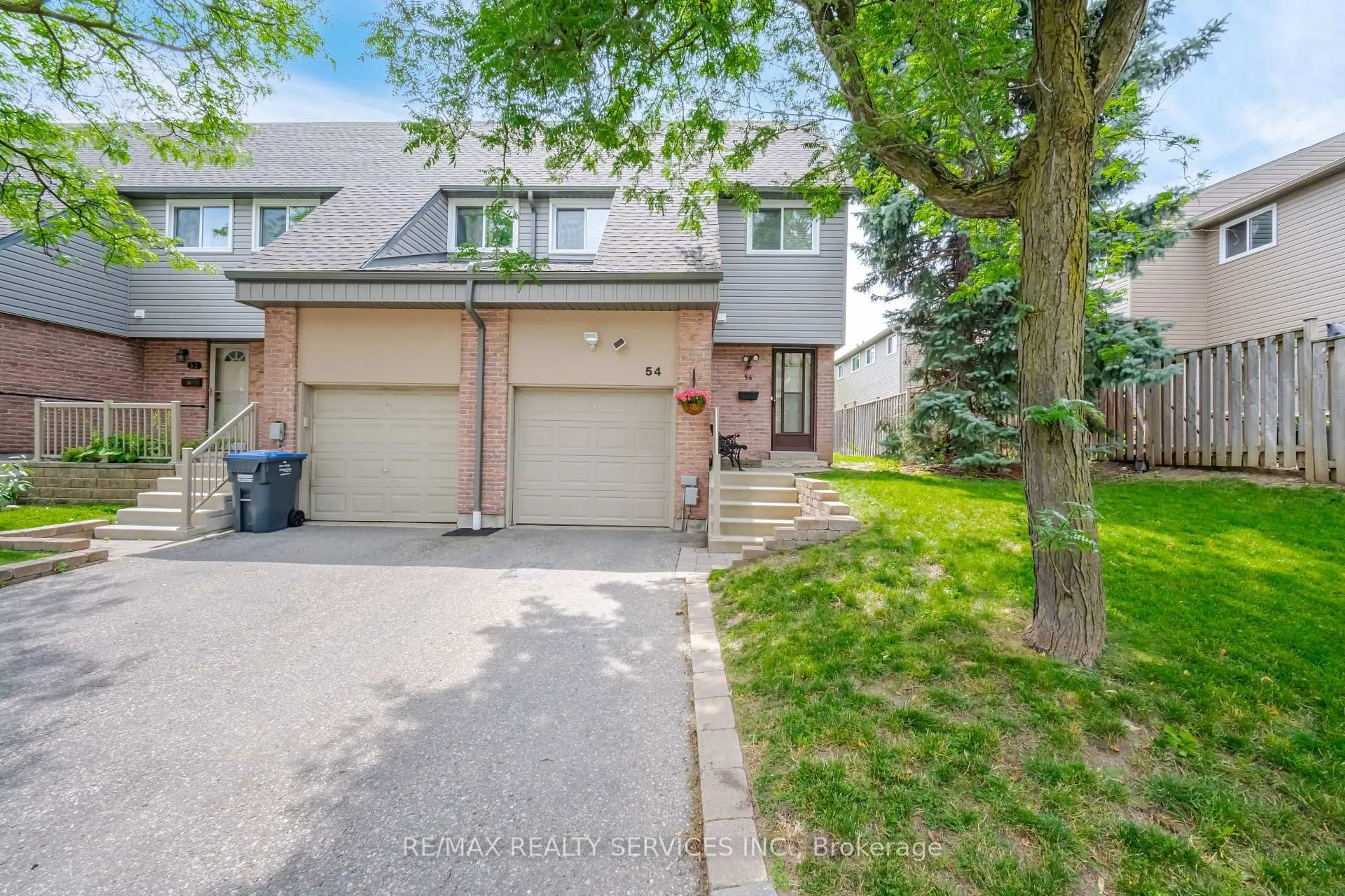 Unknown for 54 Tara Park Cres, Brampton Ontario L6V 3E3