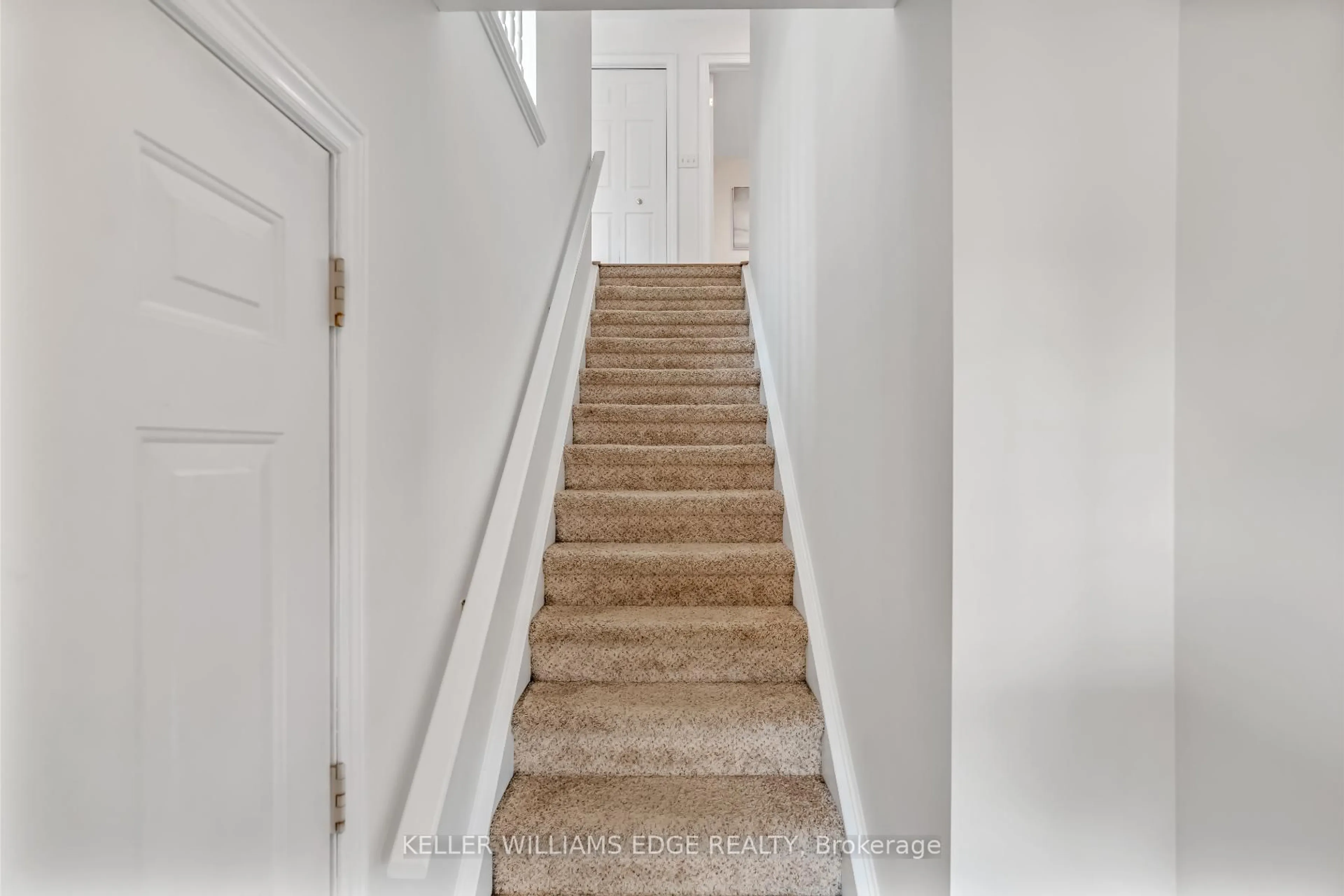 Stairs for 4045 Upper Middle Rd #46, Burlington Ontario L7M 4S9