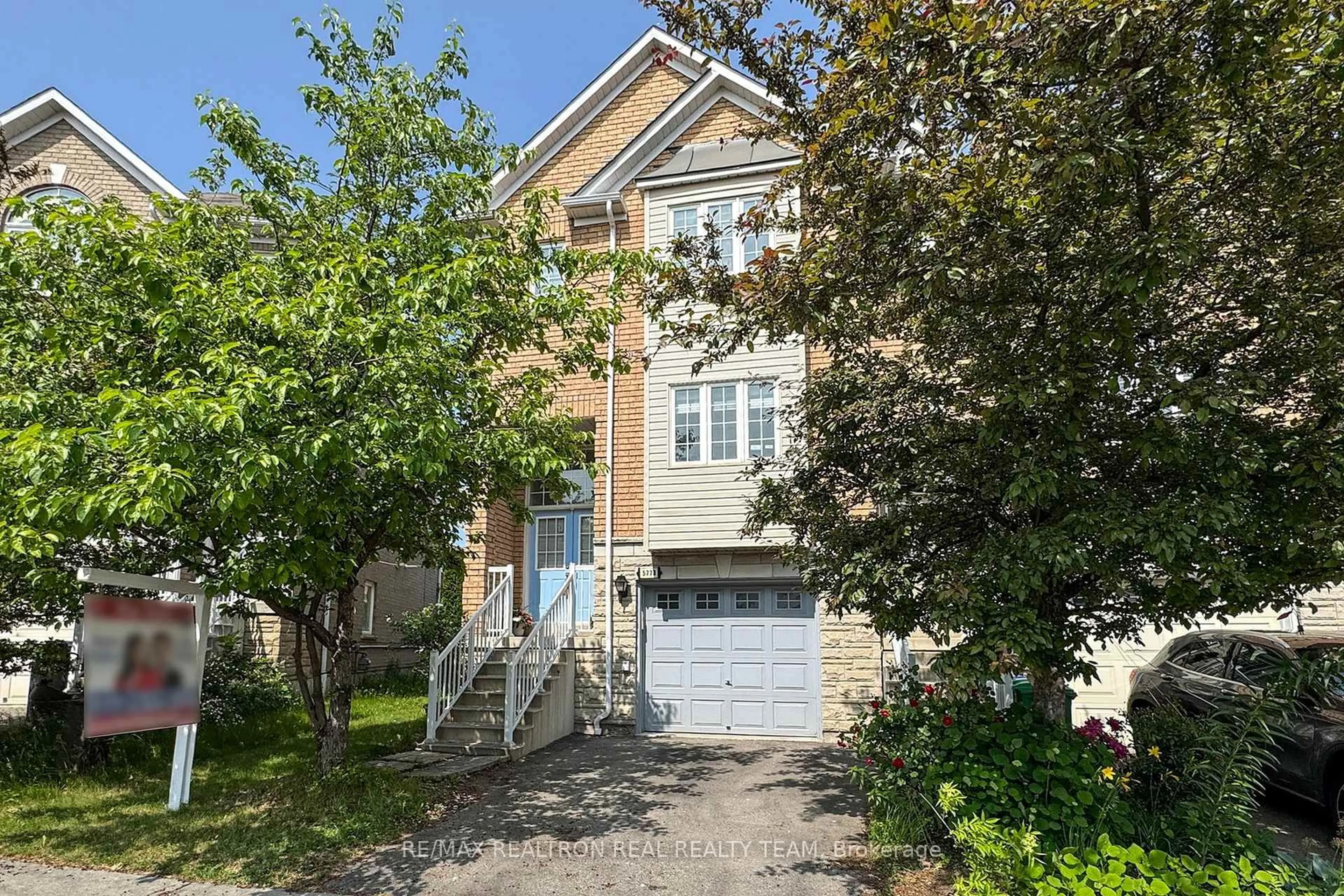 Unknown for 5773 Tiz Rd, Mississauga Ontario L5R 0B4