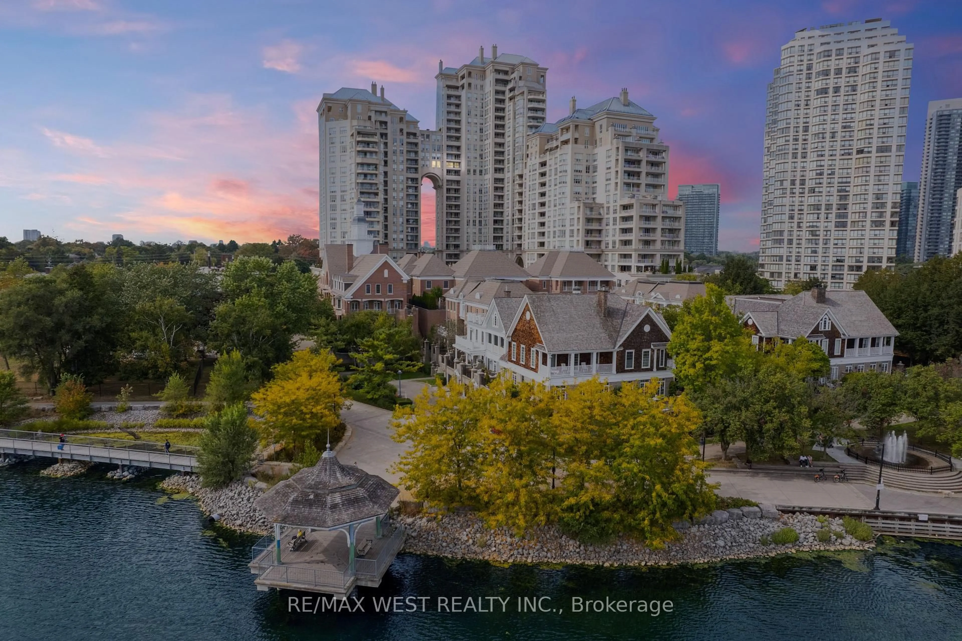 A pic from outside/outdoor area/front of a property/back of a property/a pic from drone, city buildings view from balcony for 2285 Lake Shore Blvd #1608, Toronto Ontario M8V 3X9