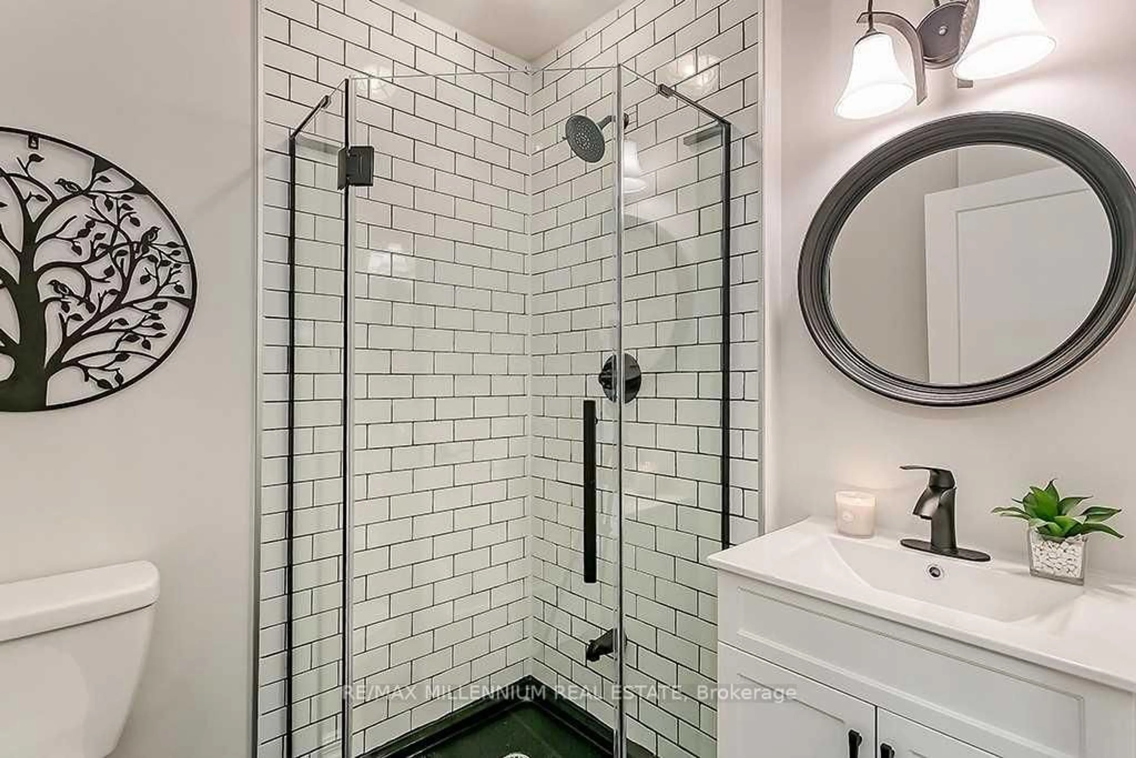 Contemporary bathroom, ceramic/tile floor for 5150 Winston Churchill Blvd #107, Mississauga Ontario L5M 0P5