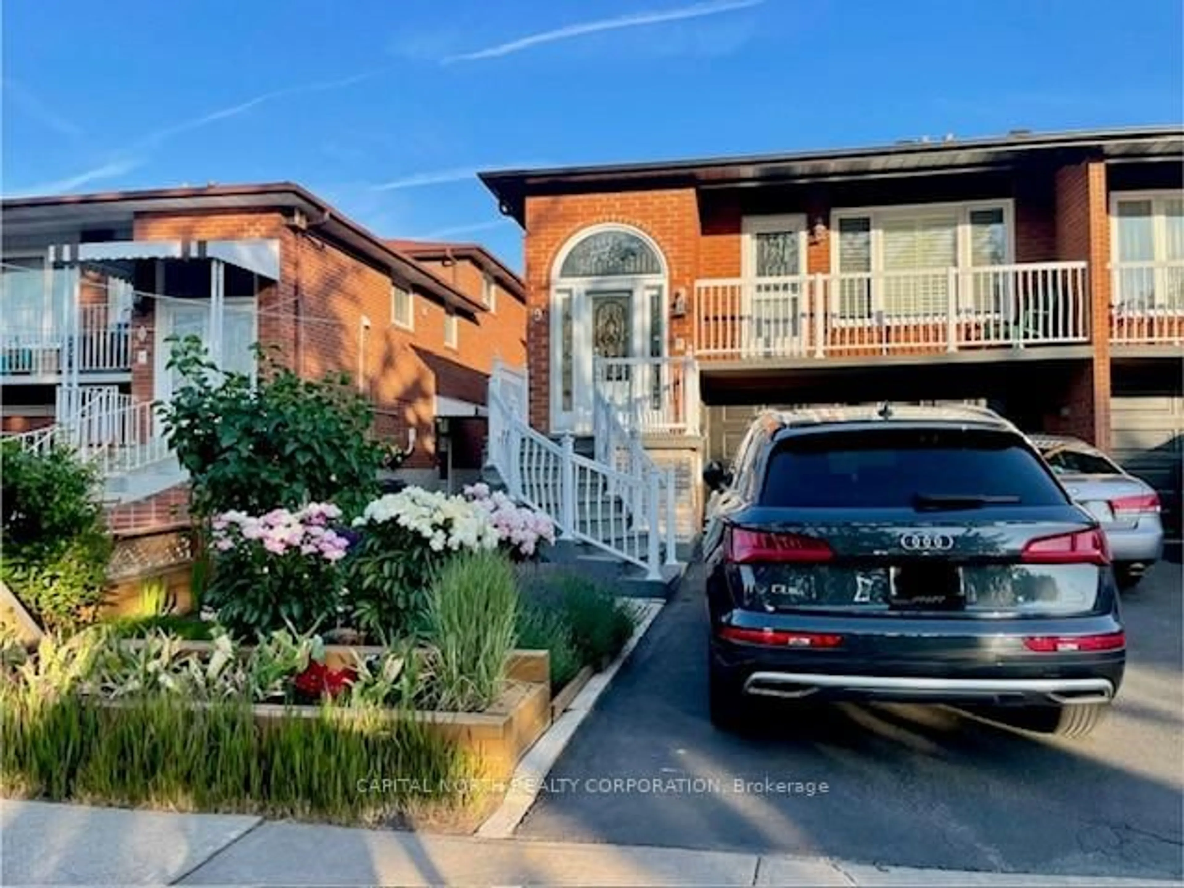Unknown for 9 Sawmill Rd, Toronto Ontario M3L 2L3